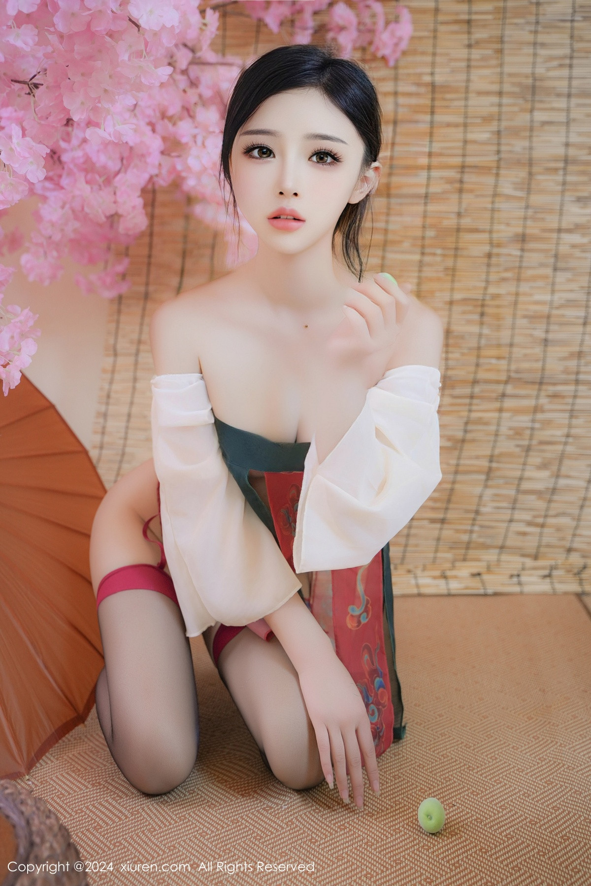 [秀人网] 2024.10.28 No.9351 妙可可Cheese 黑丝美腿  第34张
