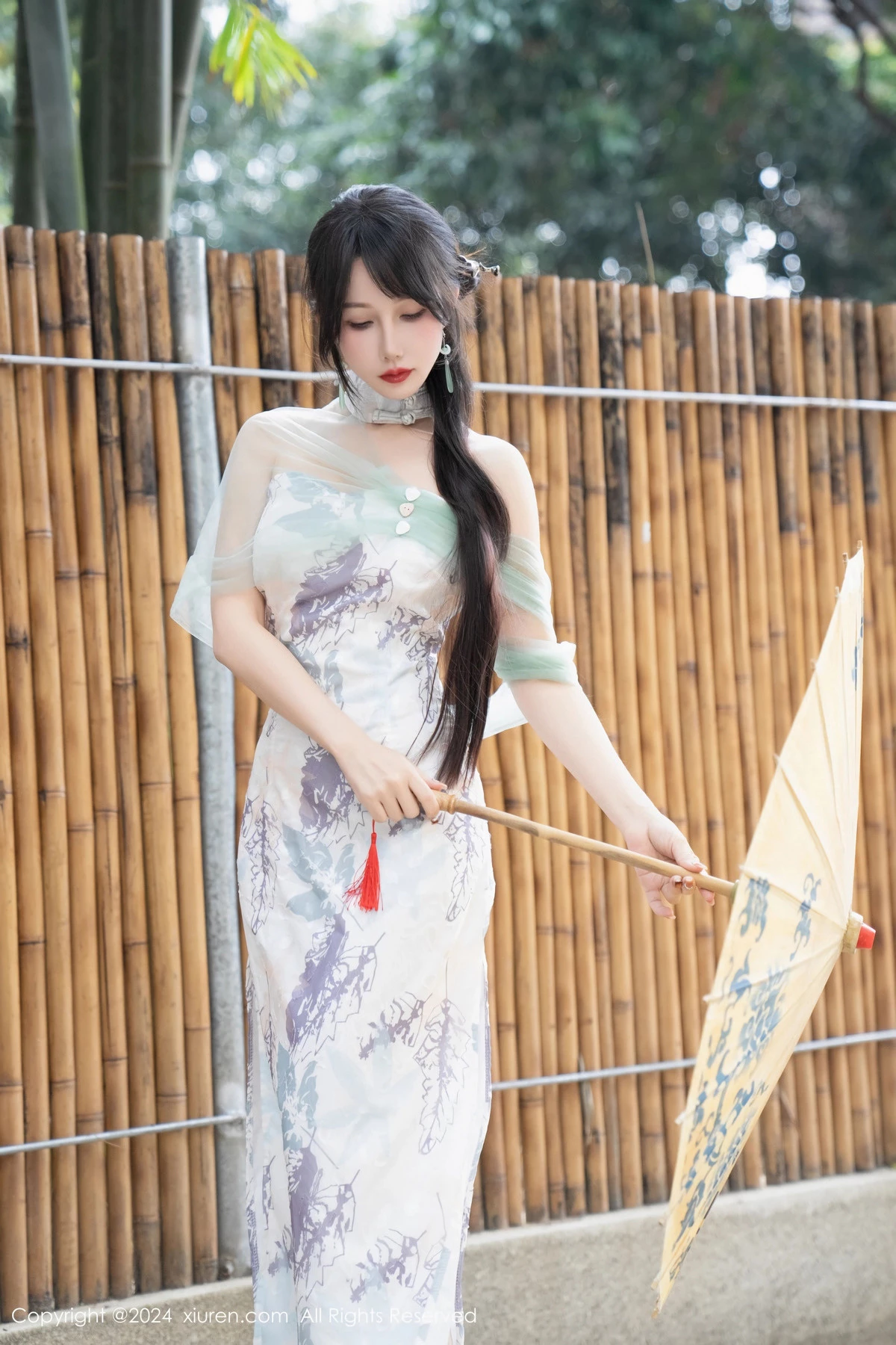 [秀人网] 2024.04.25 No.8448 波巧酱 美腿性感  第42张