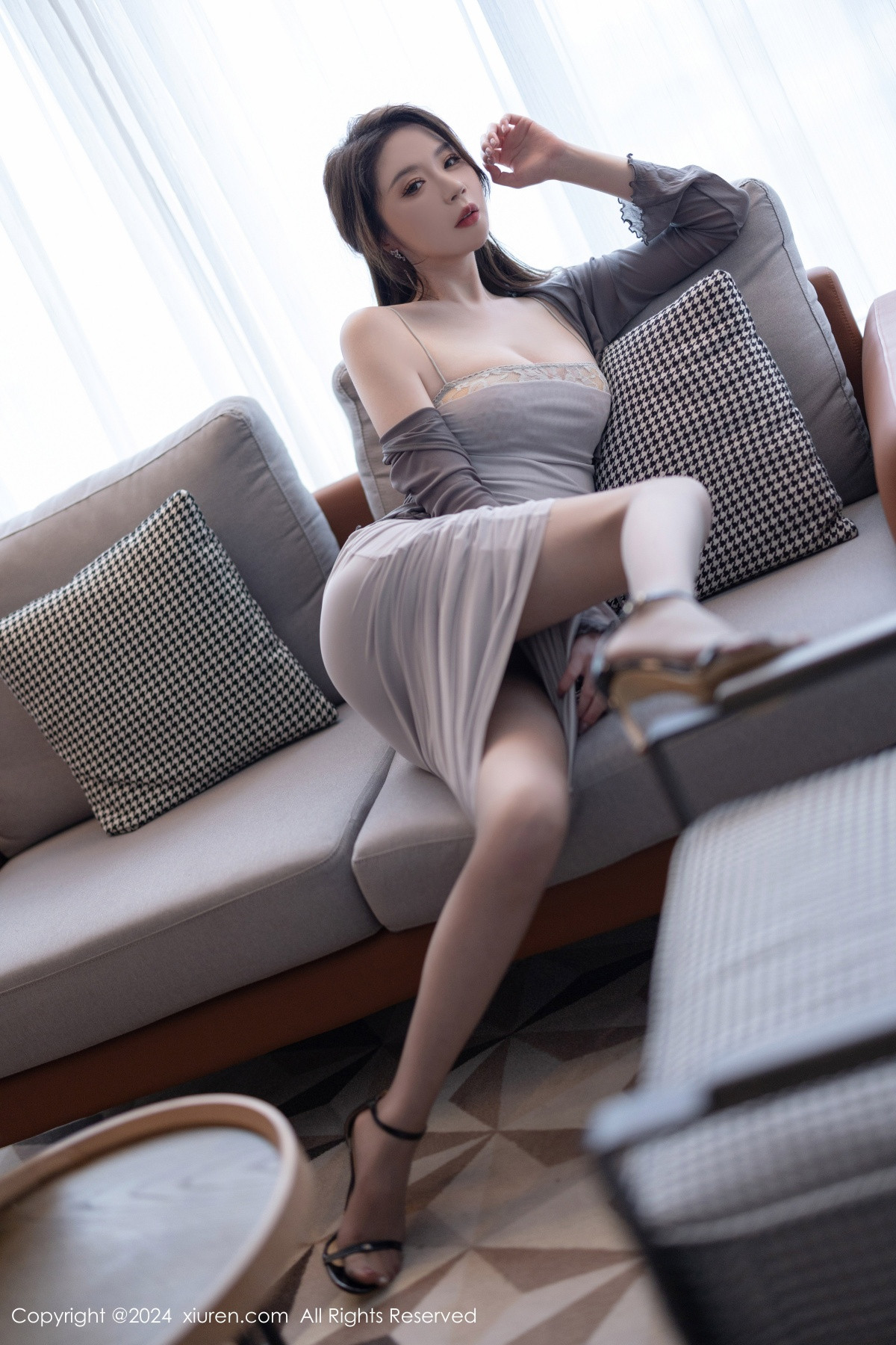 [秀人网] 2024.08.13 No.9007 梦心玥 丝袜美腿  第28张