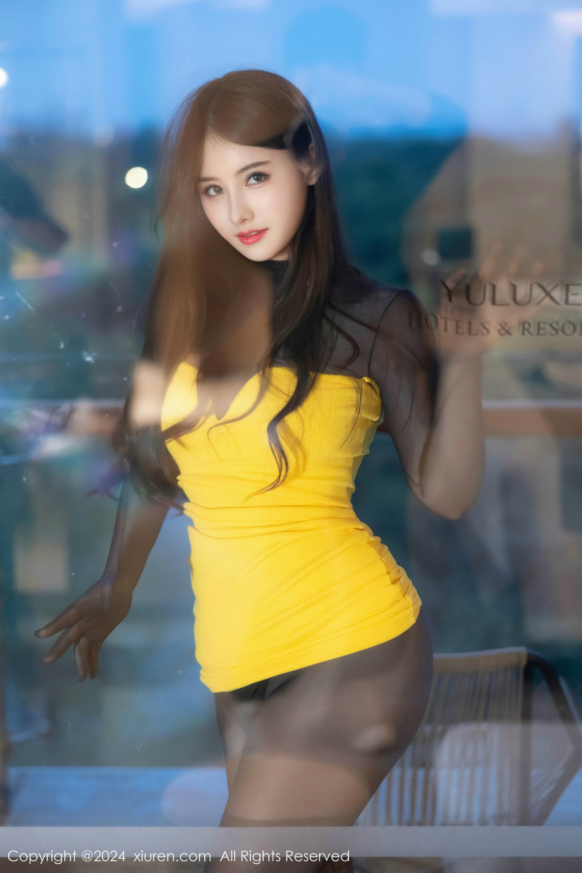 [秀人网] 2024.11.04 No.9391 诗诗kiki 黑丝美臀  第12张