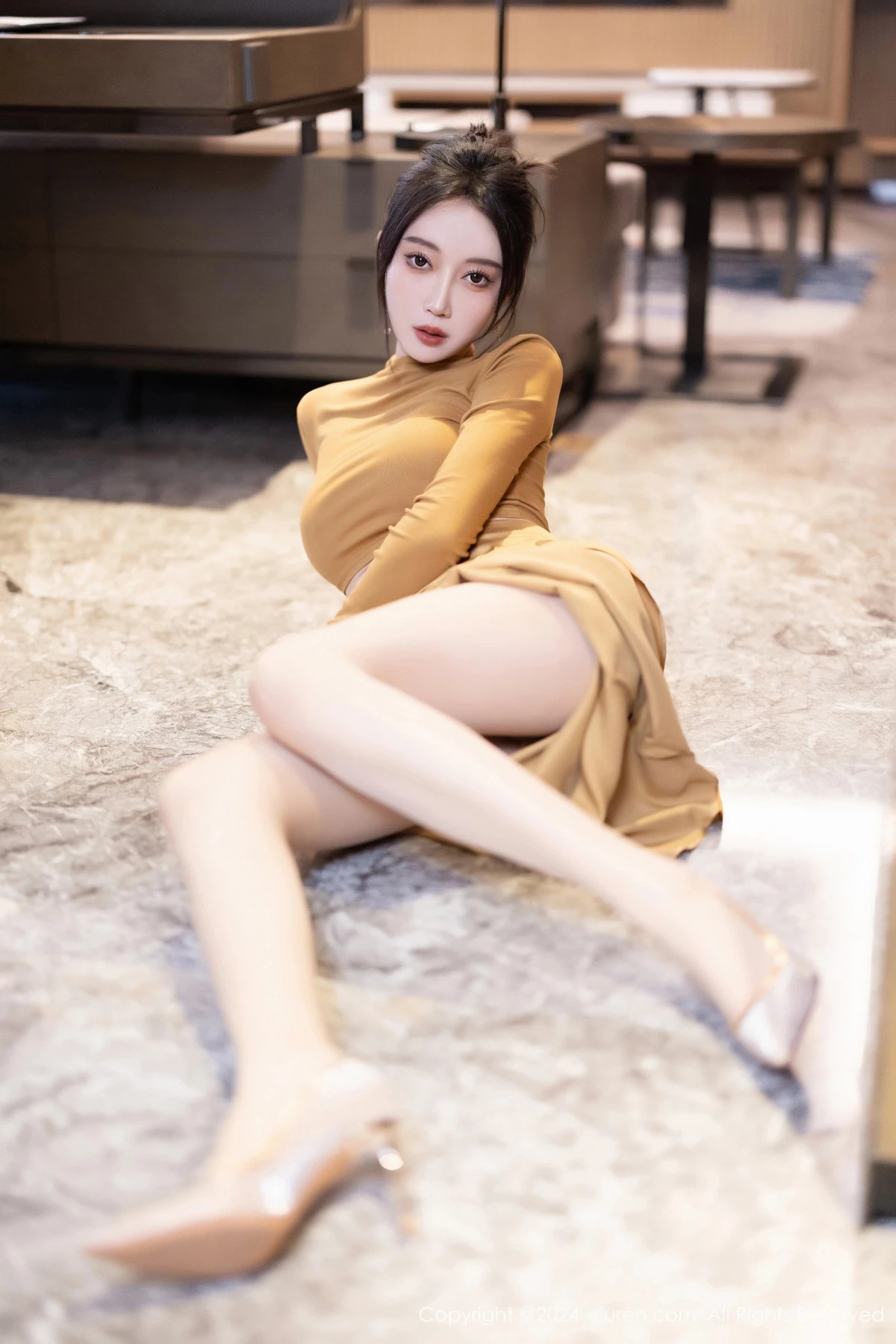 [秀人网] 2024.05.21 No.8574 玥儿玥 丝袜美腿  第28张
