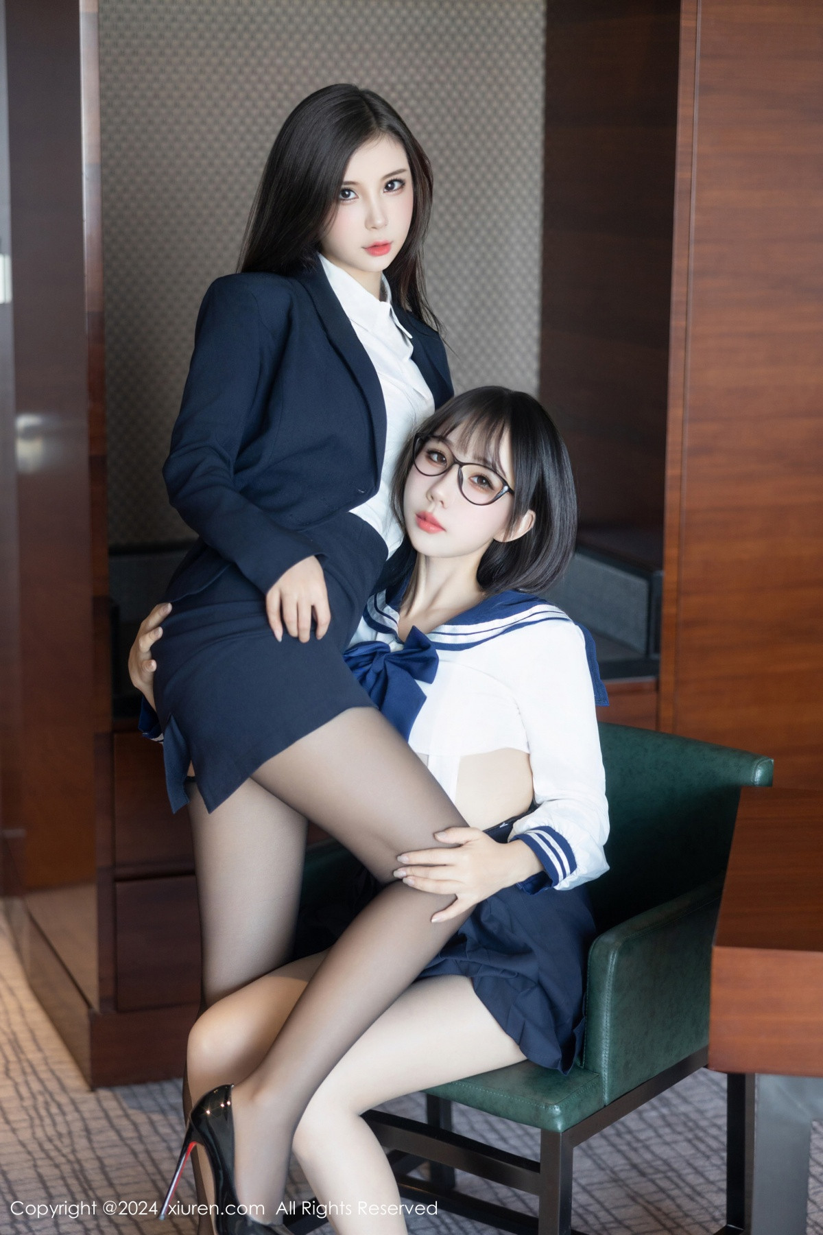 [秀人网] 2024.08.26 No.9065 小蛮妖Yummy 黑丝美腿  第18张