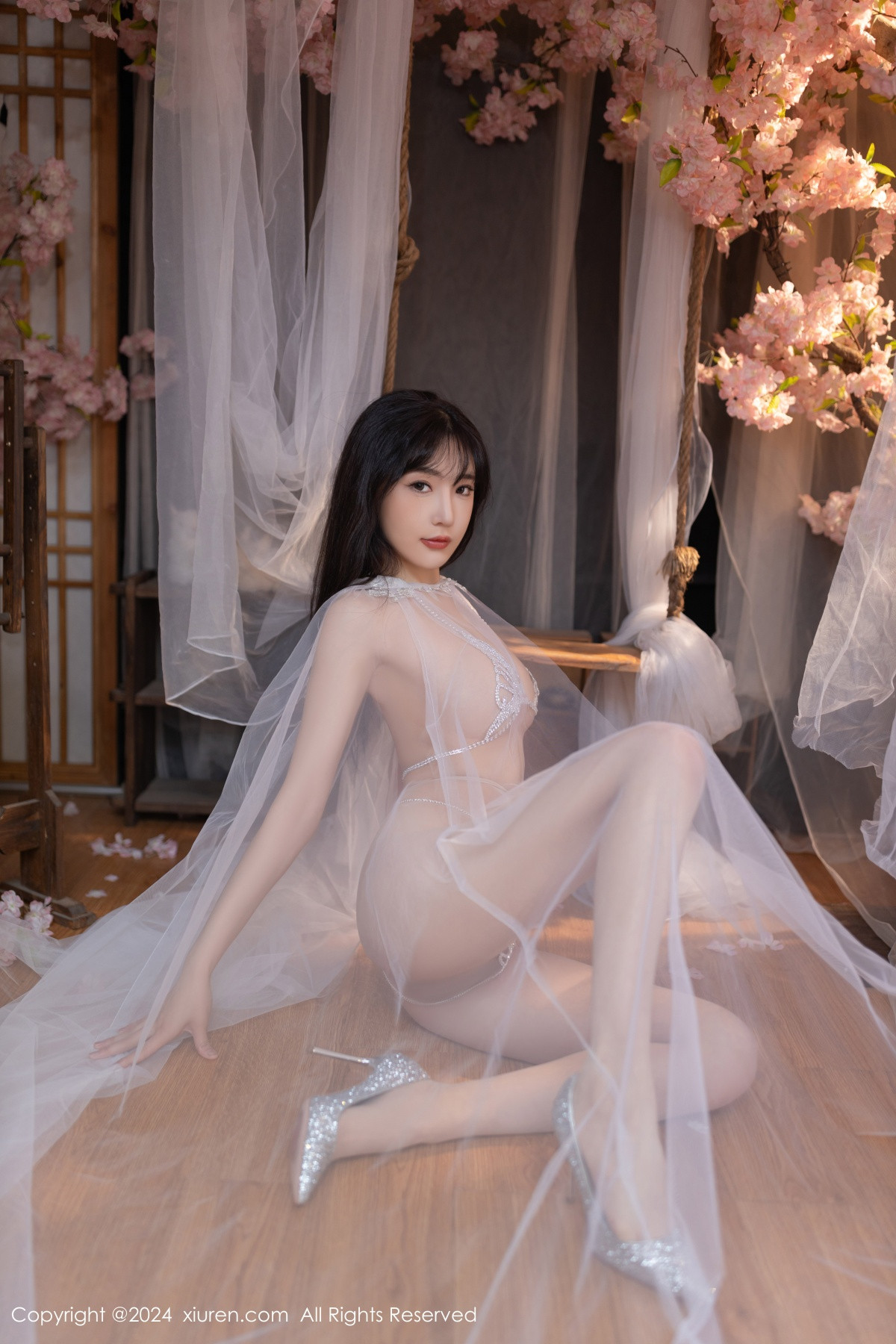 [秀人网] 2024.07.04 No.8807 陆萱萱 性感美腿  第15张