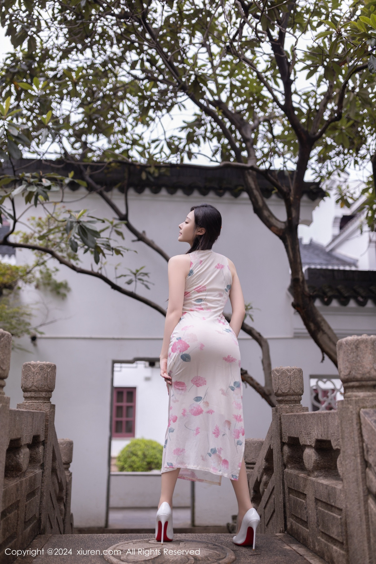 [秀人网] 2024.08.29 No.9087 小逗逗 丝袜美腿  第12张