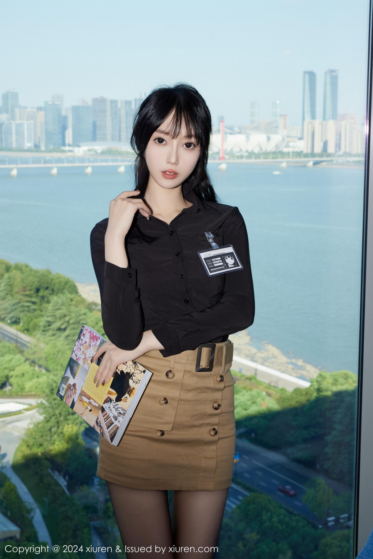 [秀人网] 2024.10.18 No.9309 玥儿玥er 短裙黑丝  第5张
