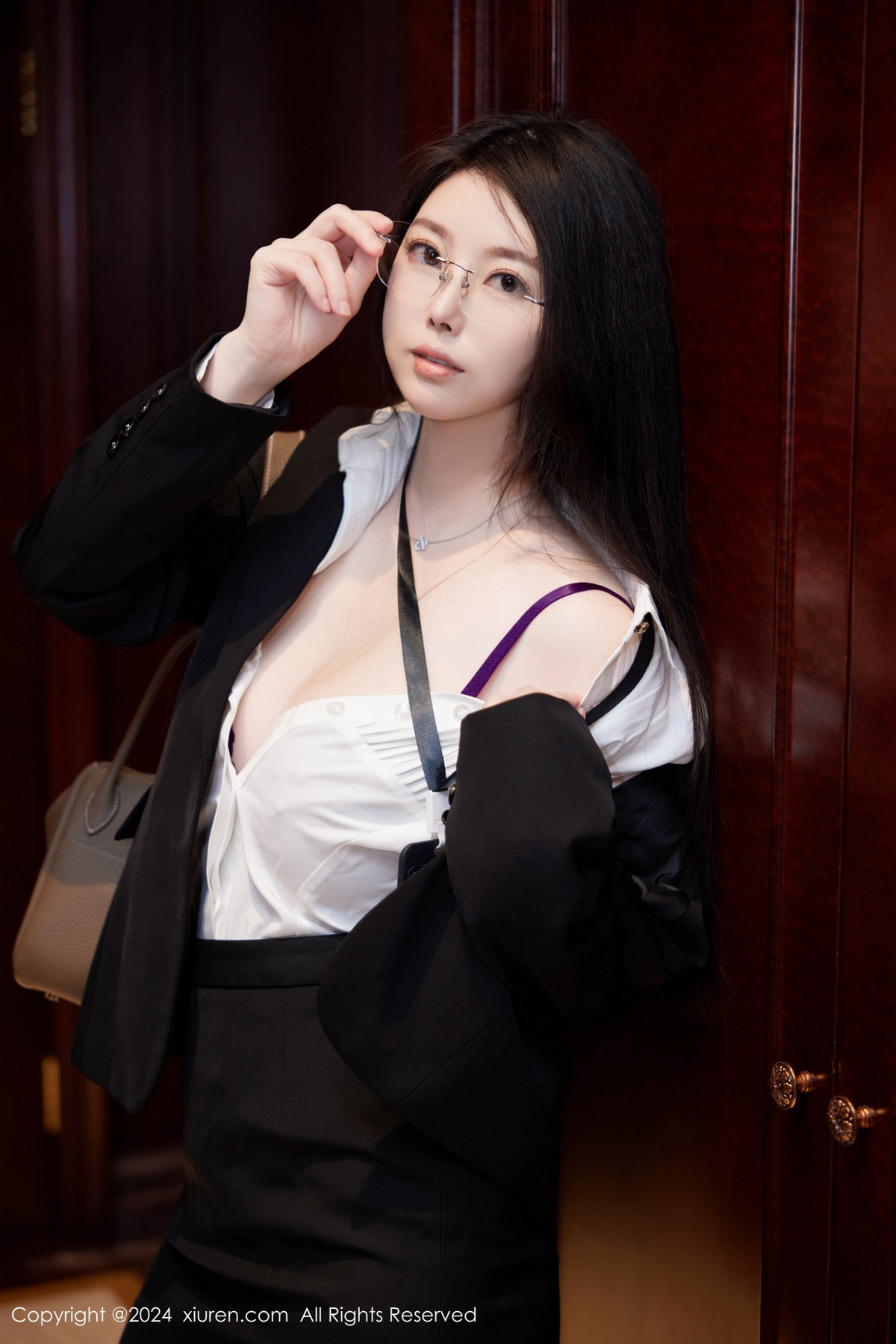 [秀人网] 2024.09.09 No.9131 白茹雪abby 美臀丝袜  第21张
