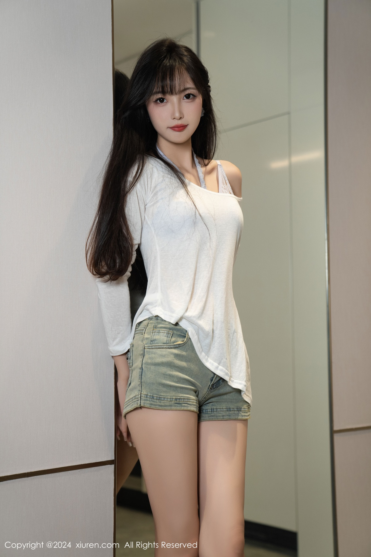 [秀人网] 2024.09.26 No.9215 林星阑 美腿性感  第14张