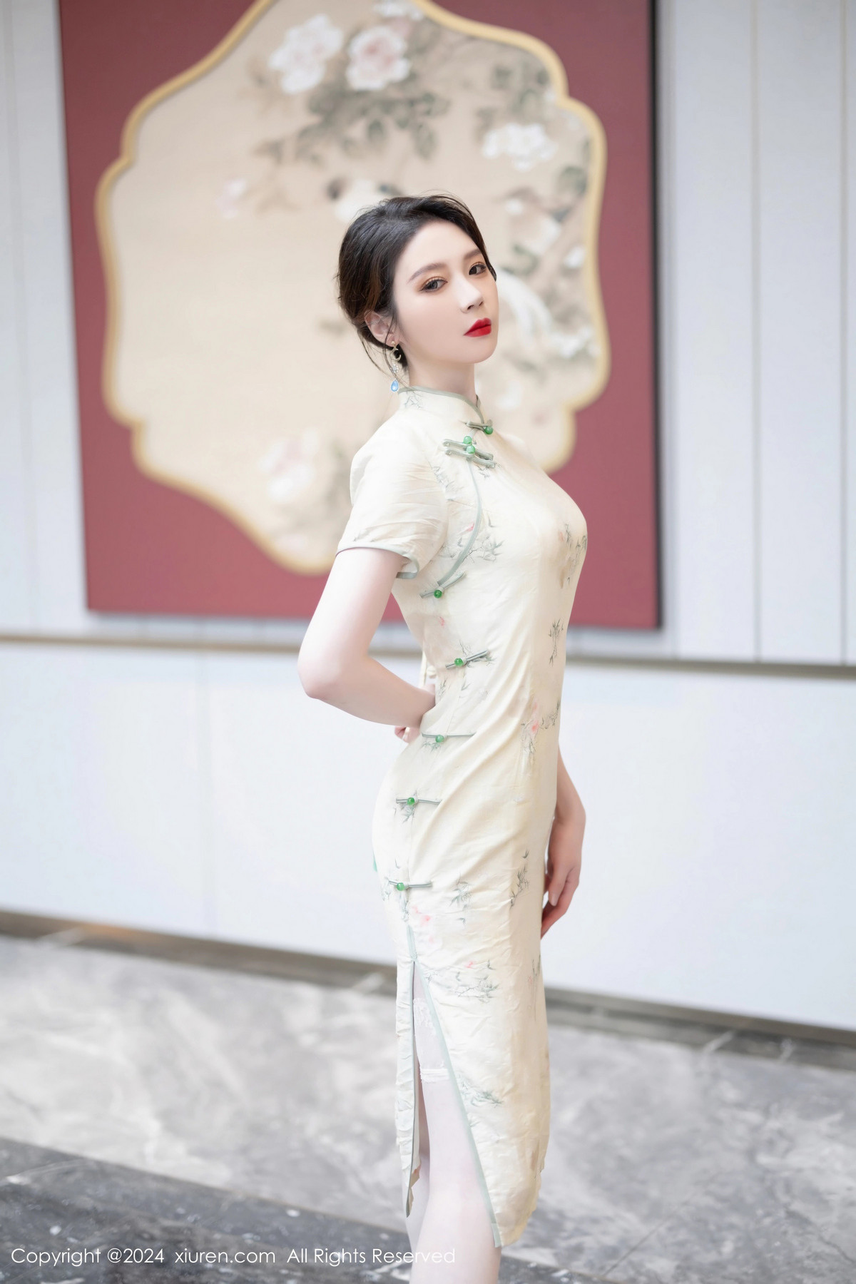 [秀人网] 2024.05.07 No.8497 梦心玥 丝袜美腿  第3张