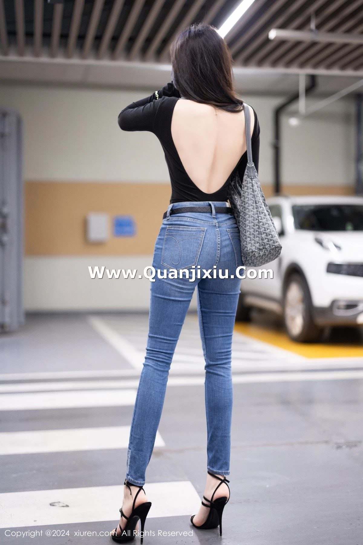 [秀人网] 2024.04.12 No.8385 徐莉芝Booty 黑丝美腿  第7张