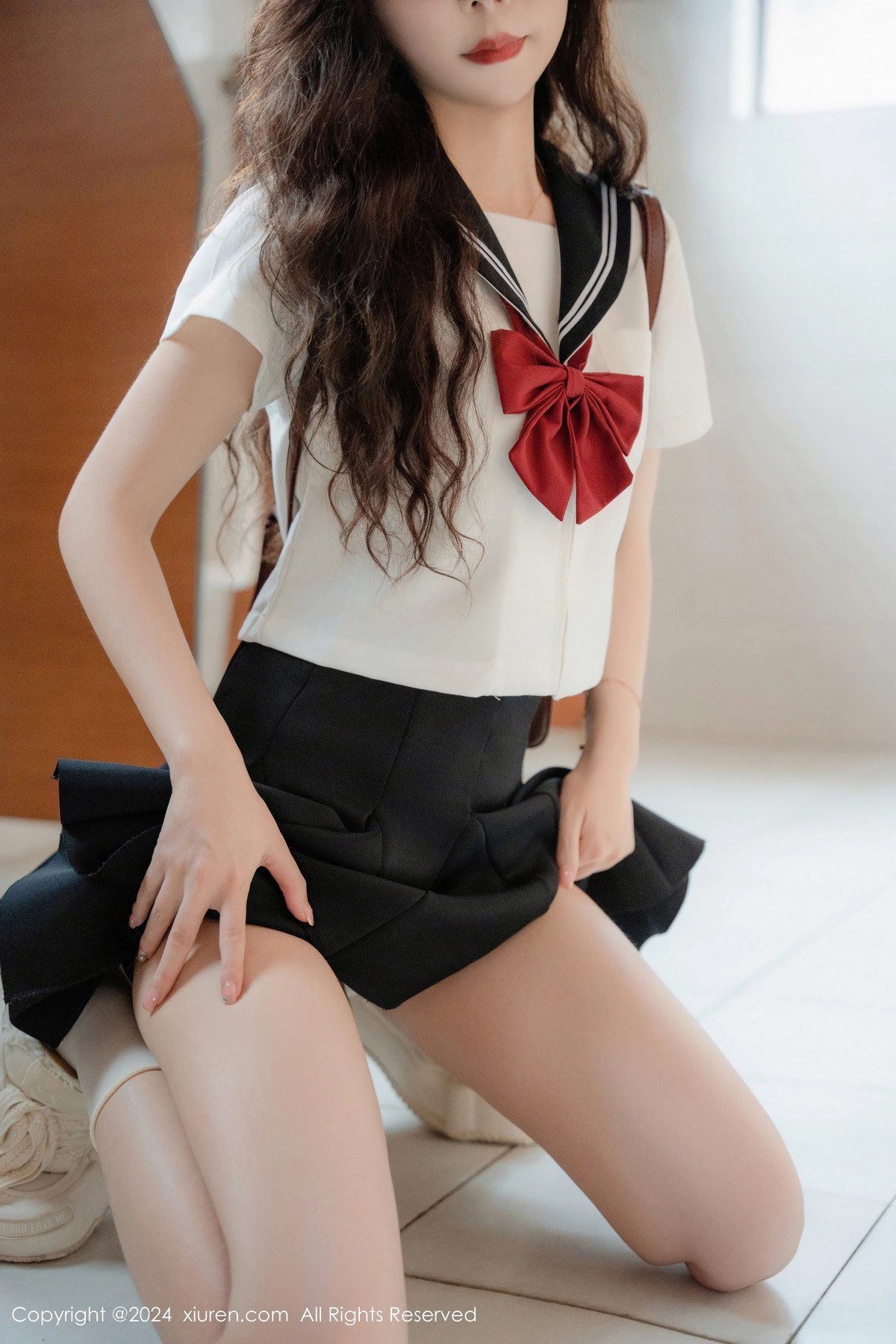 [秀人网] 2024.08.01 No.8948 拍黄瓜girl 制服美腿  第27张