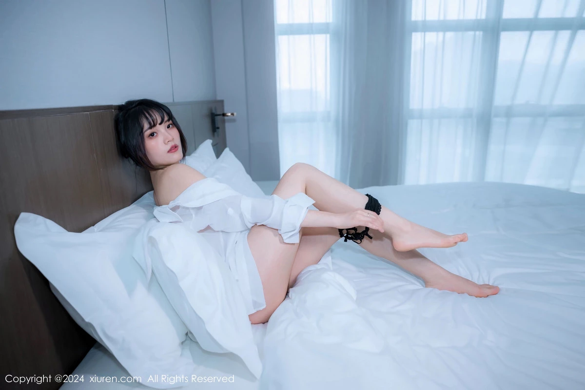[秀人网] 2024.04.01 No.8320 唐安诺 黑丝美腿  第73张