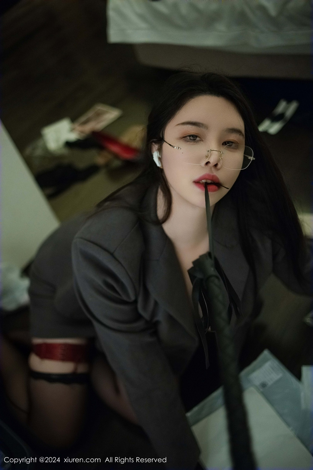 [秀人网] 2024.10.15 No.9287 樱桃小犊子 黑丝美臀  第11张
