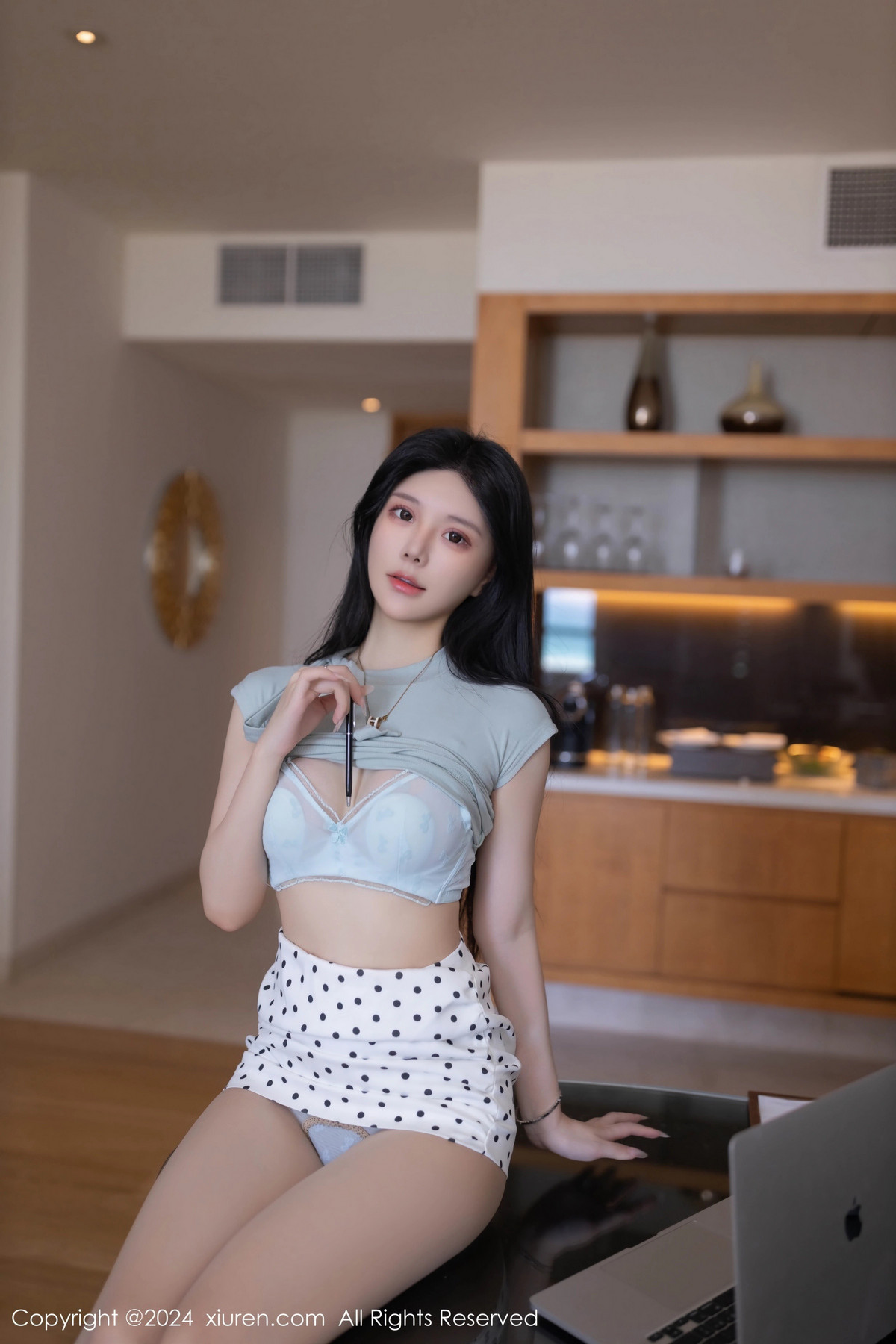 [秀人网] 2024.06.28 No.8774 幼幼 肉丝美腿  第13张