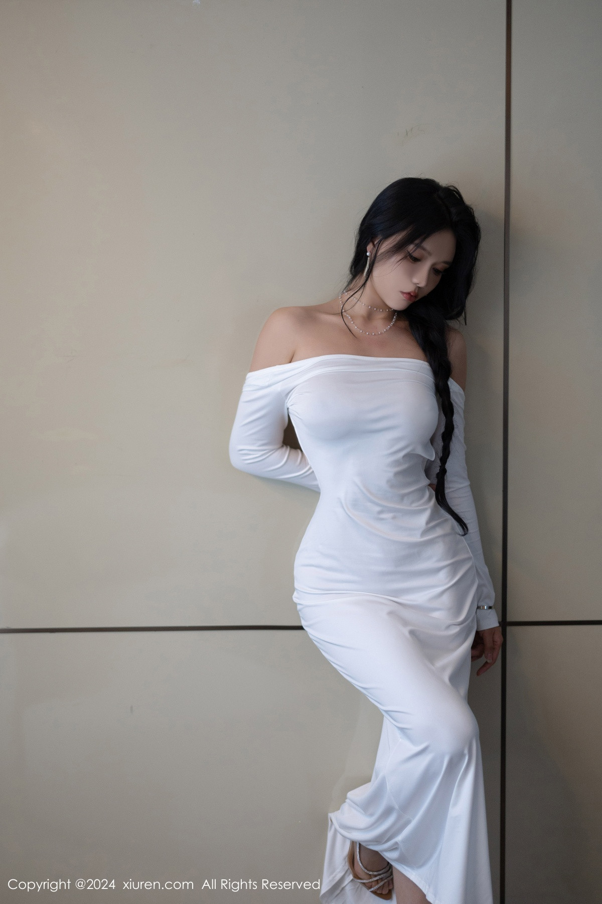 [秀人网] 2024.09.05 No.9115 娜比 黑丝美腿  第5张