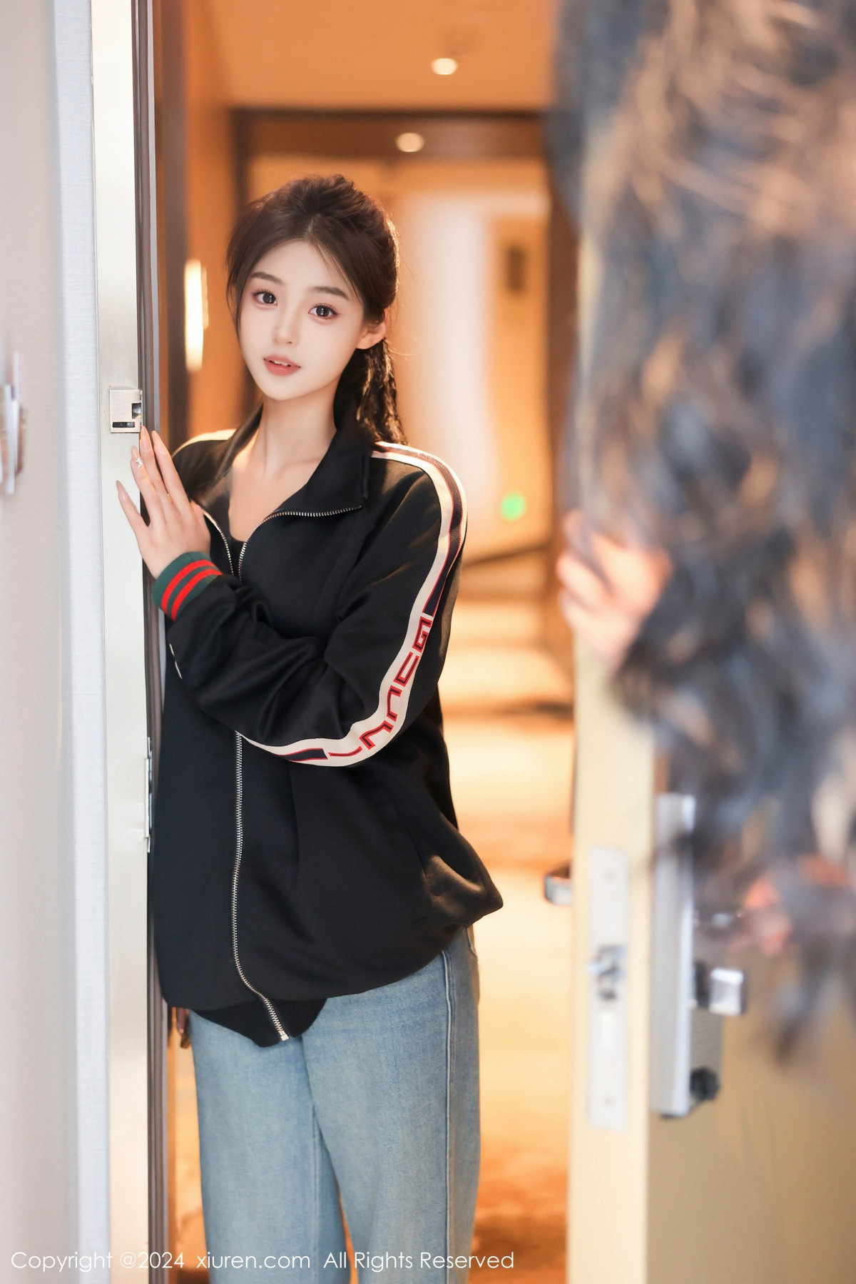 [秀人网] 2024.06.07 No.8668 周周不吃香菜 模特合集  第2张