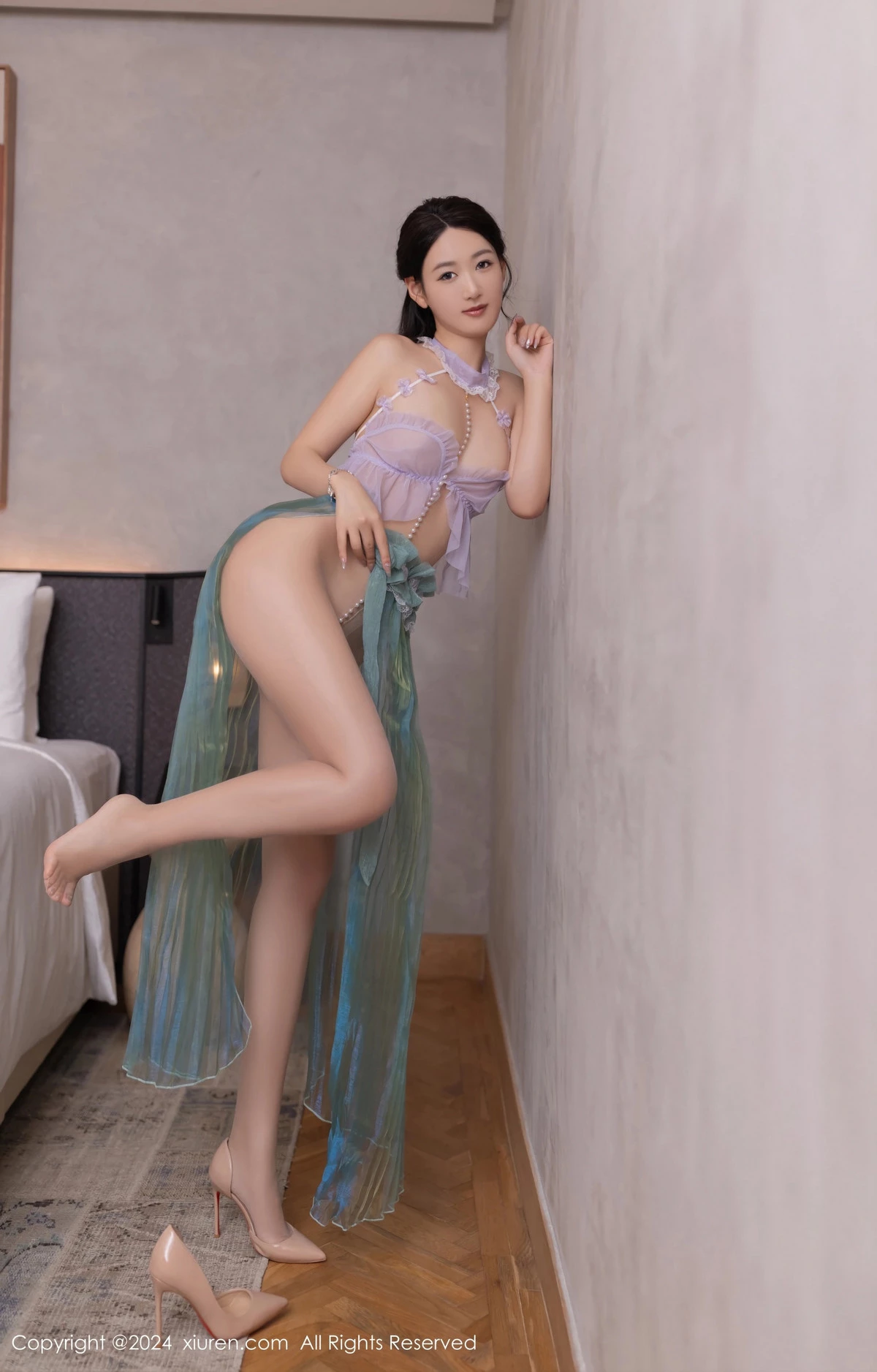 [秀人网] 2024.06.03 No.8644 唐安琪 丝袜美腿  第44张