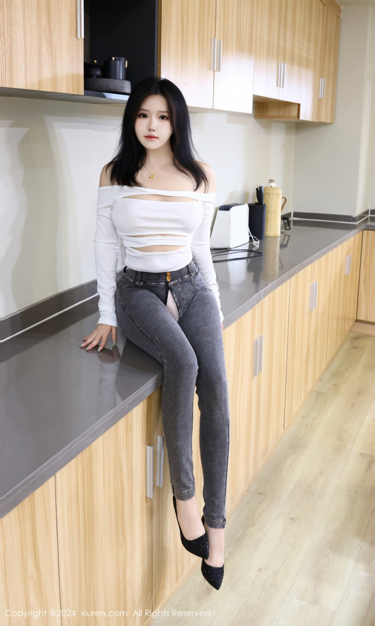 [秀人网] 2024.07.12 No.8853 小薯条nienie 性感美乳  第50张