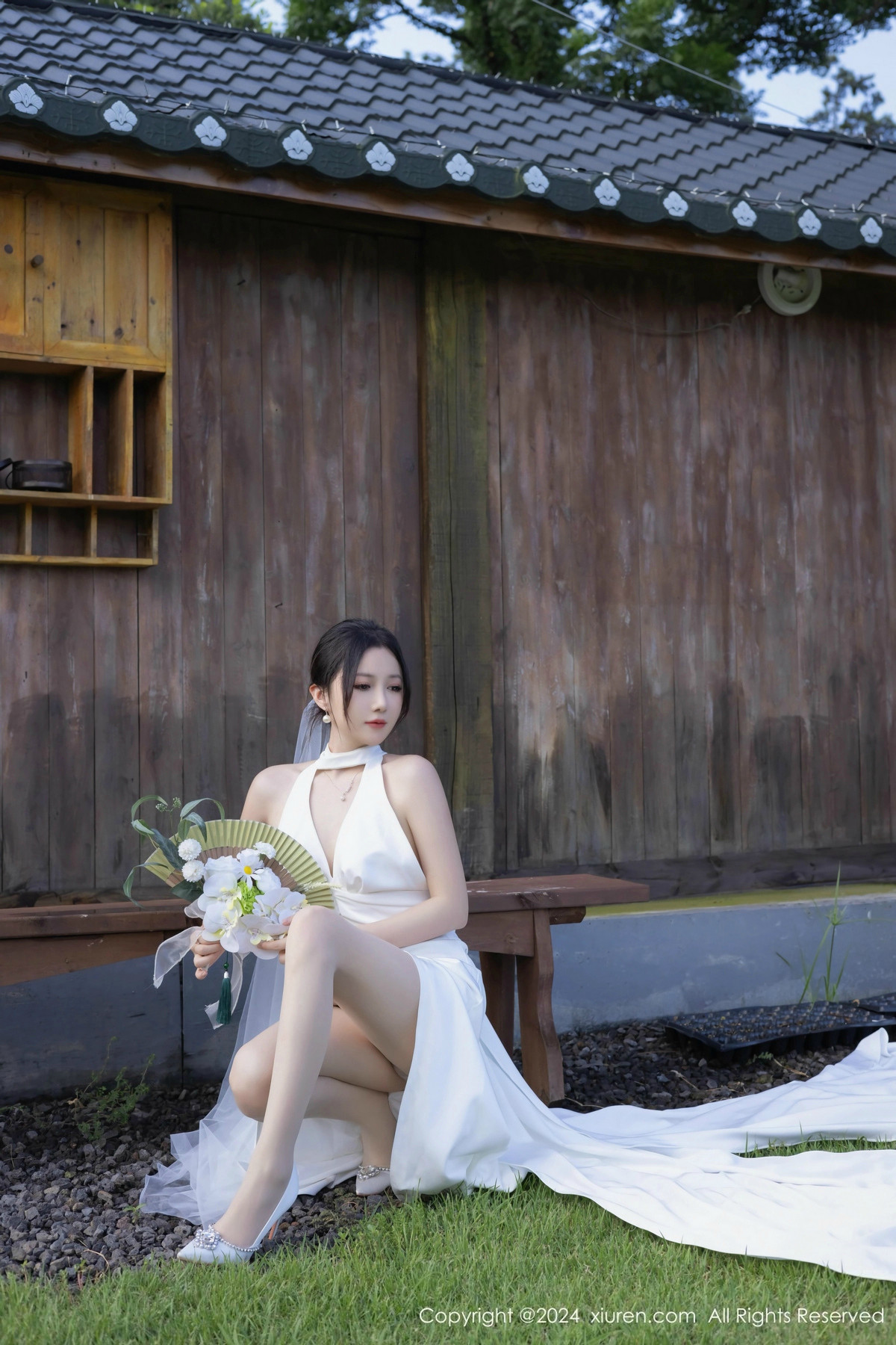 [秀人网] 2024.11.01 No.9387 鱼子酱Fish 丝袜美腿  第19张