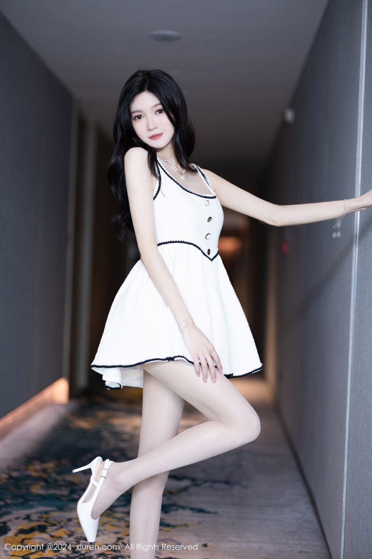 [秀人网] 2024.07.15 No.8861 程程程- 丝袜美腿  第3张
