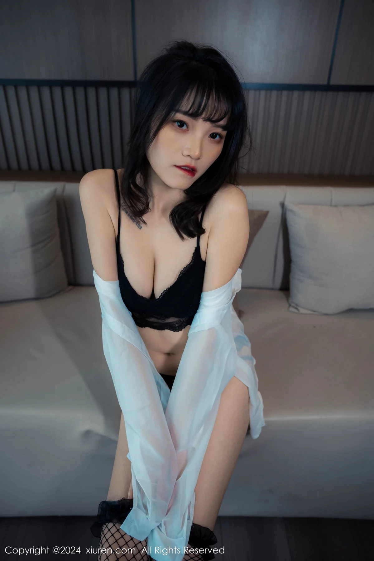 [秀人网] 2024.04.01 No.8320 唐安诺 黑丝美腿  第78张