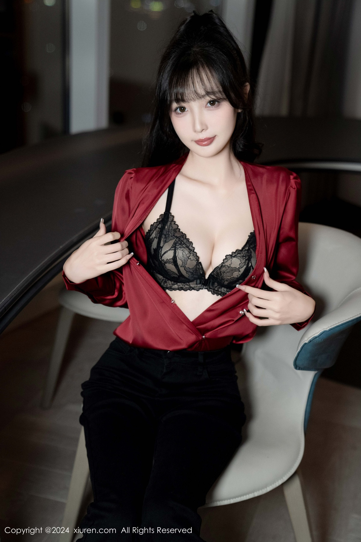 [秀人网] 2024.10.16 No.9299 林星阑 黑丝美腿