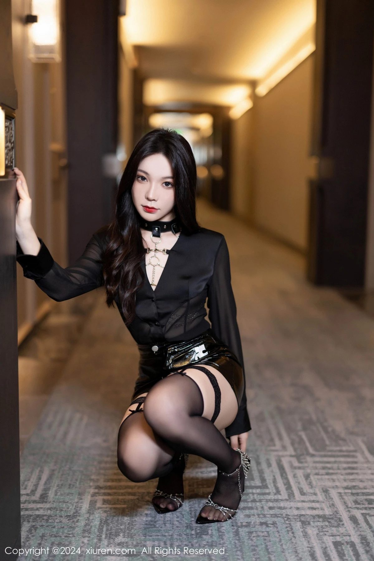 [秀人网] 2024.05.16 No.8554 徐莉芝Booty 黑丝美腿  第17张