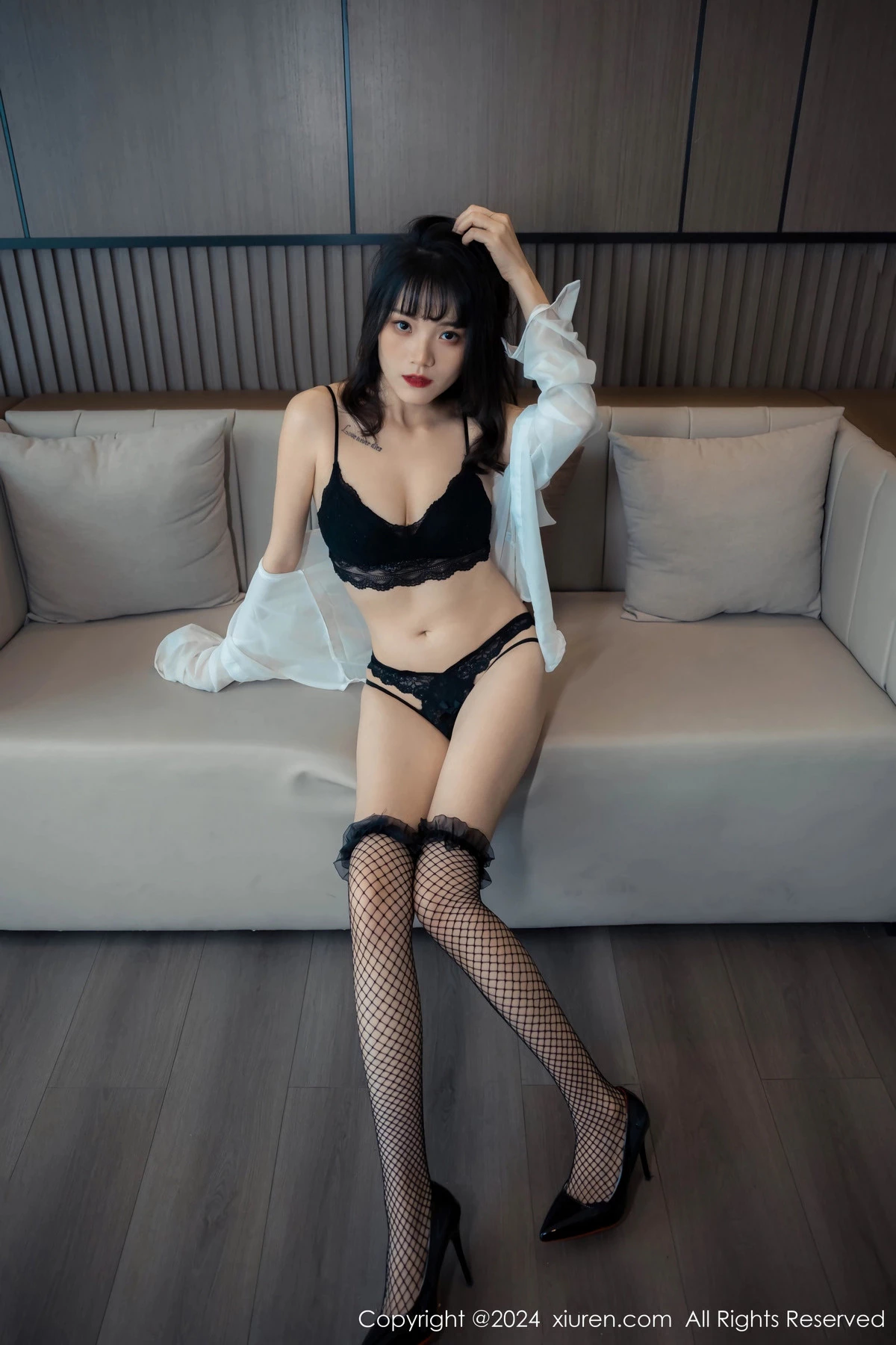 [秀人网] 2024.04.01 No.8320 唐安诺 黑丝美腿  第67张