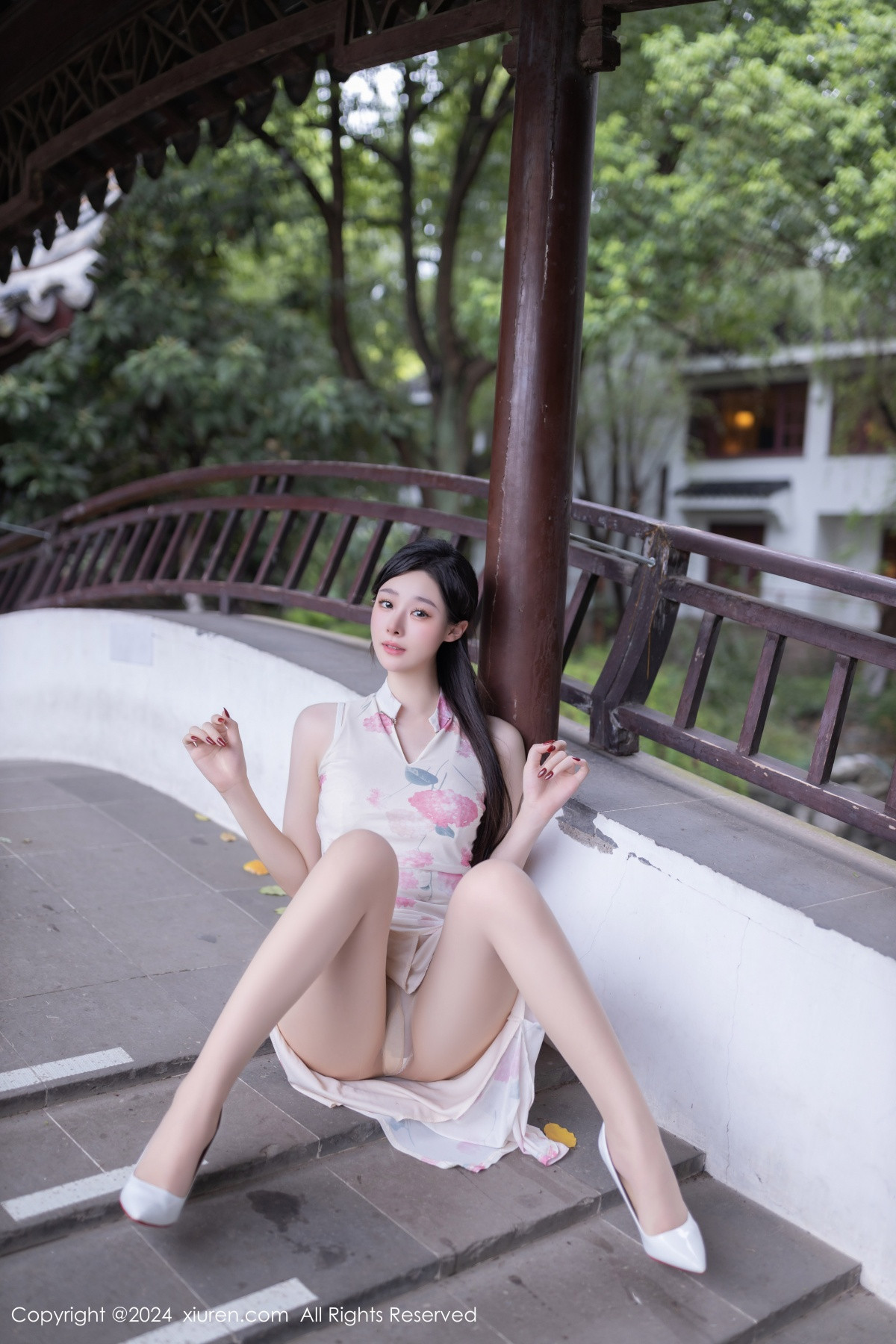 [秀人网] 2024.08.29 No.9087 小逗逗 丝袜美腿  第27张