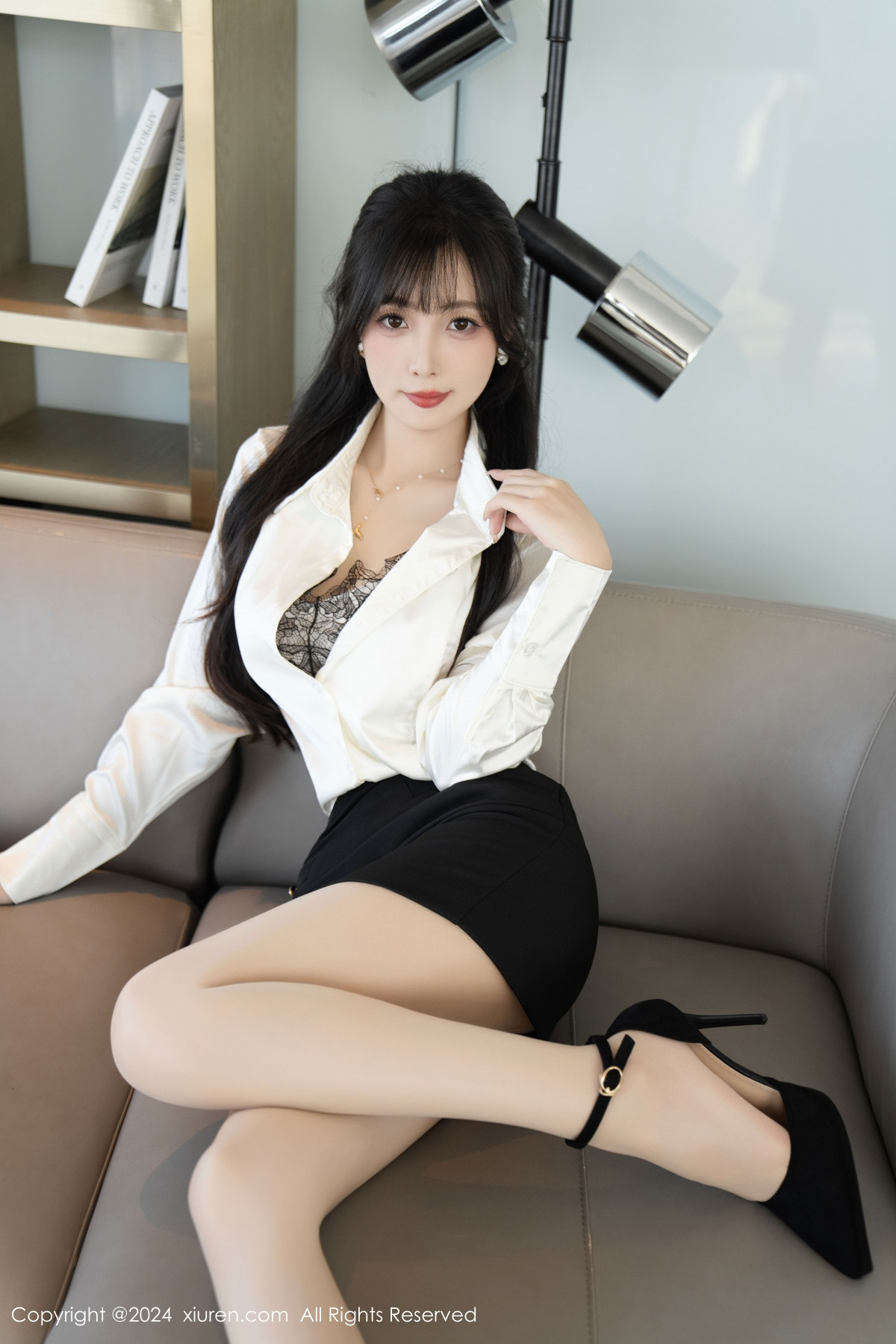 [秀人网] 2024.09.30 No.9237 林星阑 黑丝美腿  第45张