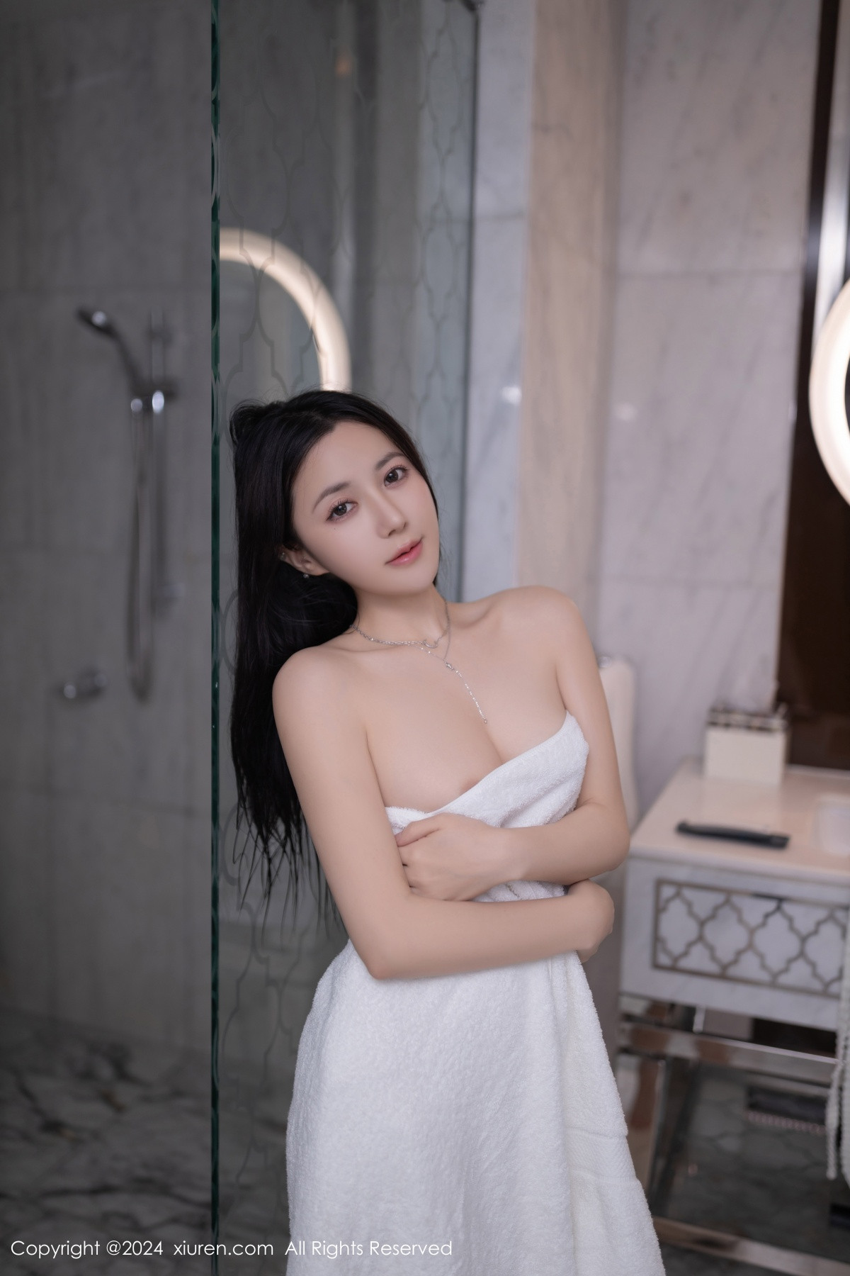 [秀人网] 2024.08.16 No.9030 鱼子酱Fish 丝袜美腿  第79张