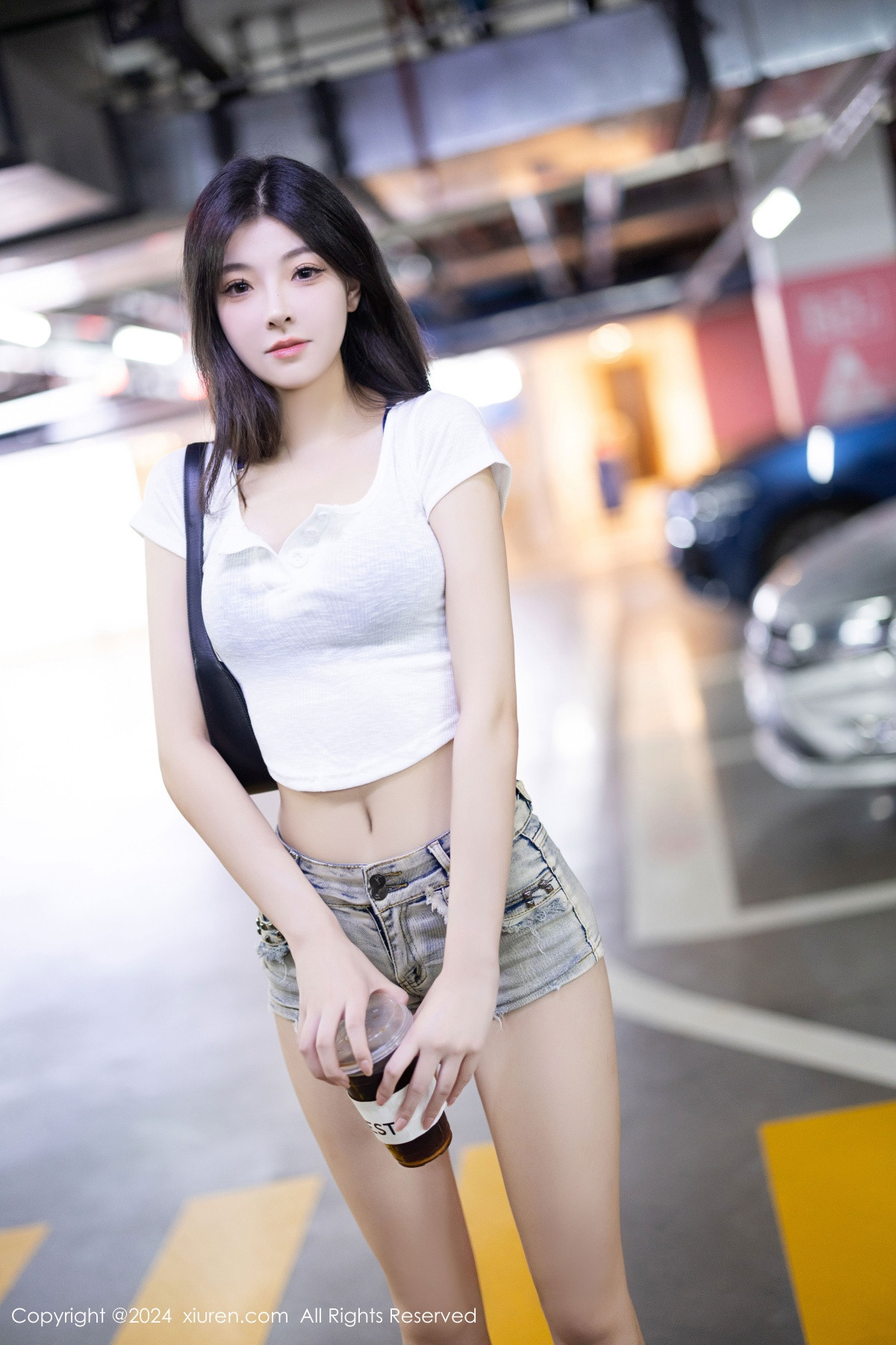 [秀人网] 2024.09.11 No.9141 初梦瑶 丝袜美腿  第8张