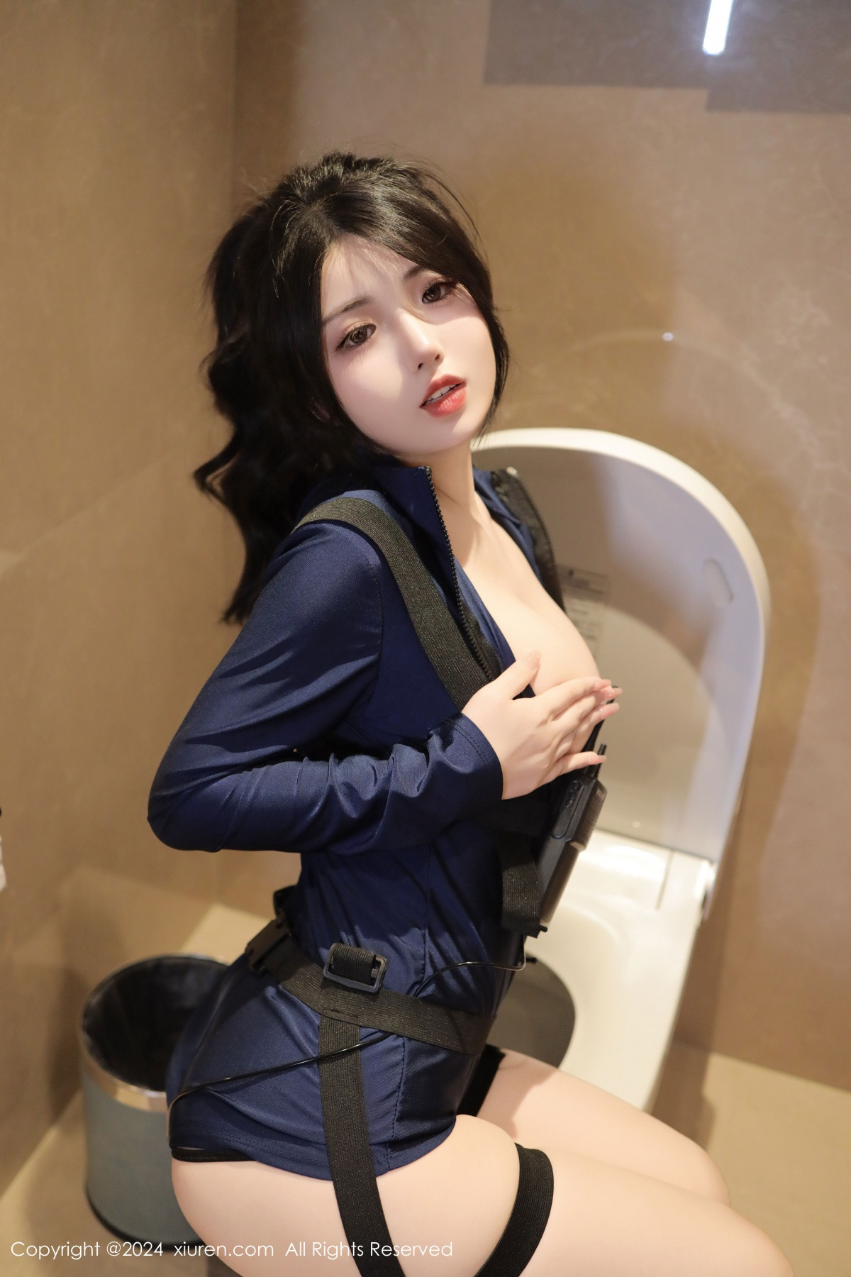 [秀人网] 2024.10.22 No.9326 陈小花 美臀性感  第33张