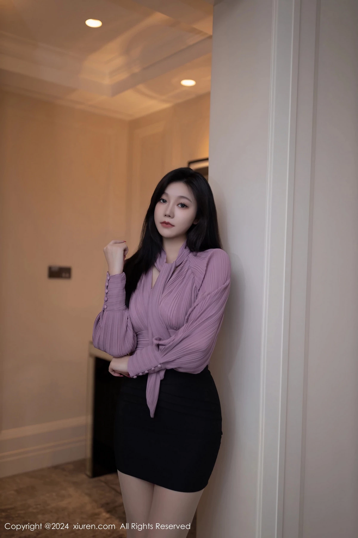 [秀人网] 2024.04.23 No.8438 安然anran 美腿丝袜