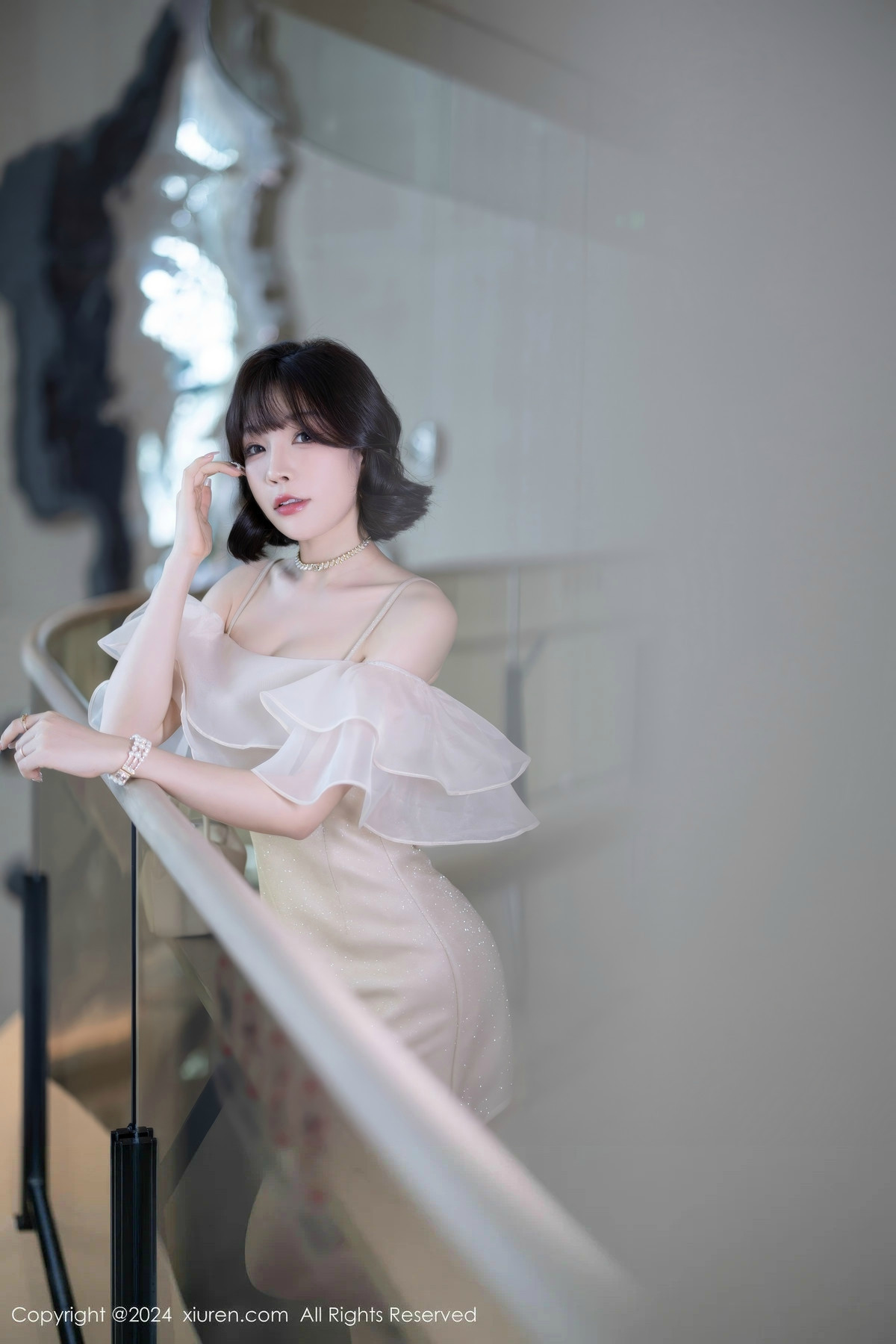 [秀人网] 2024.07.25 No.8917 徐莉芝Booty 丝袜美腿  第9张
