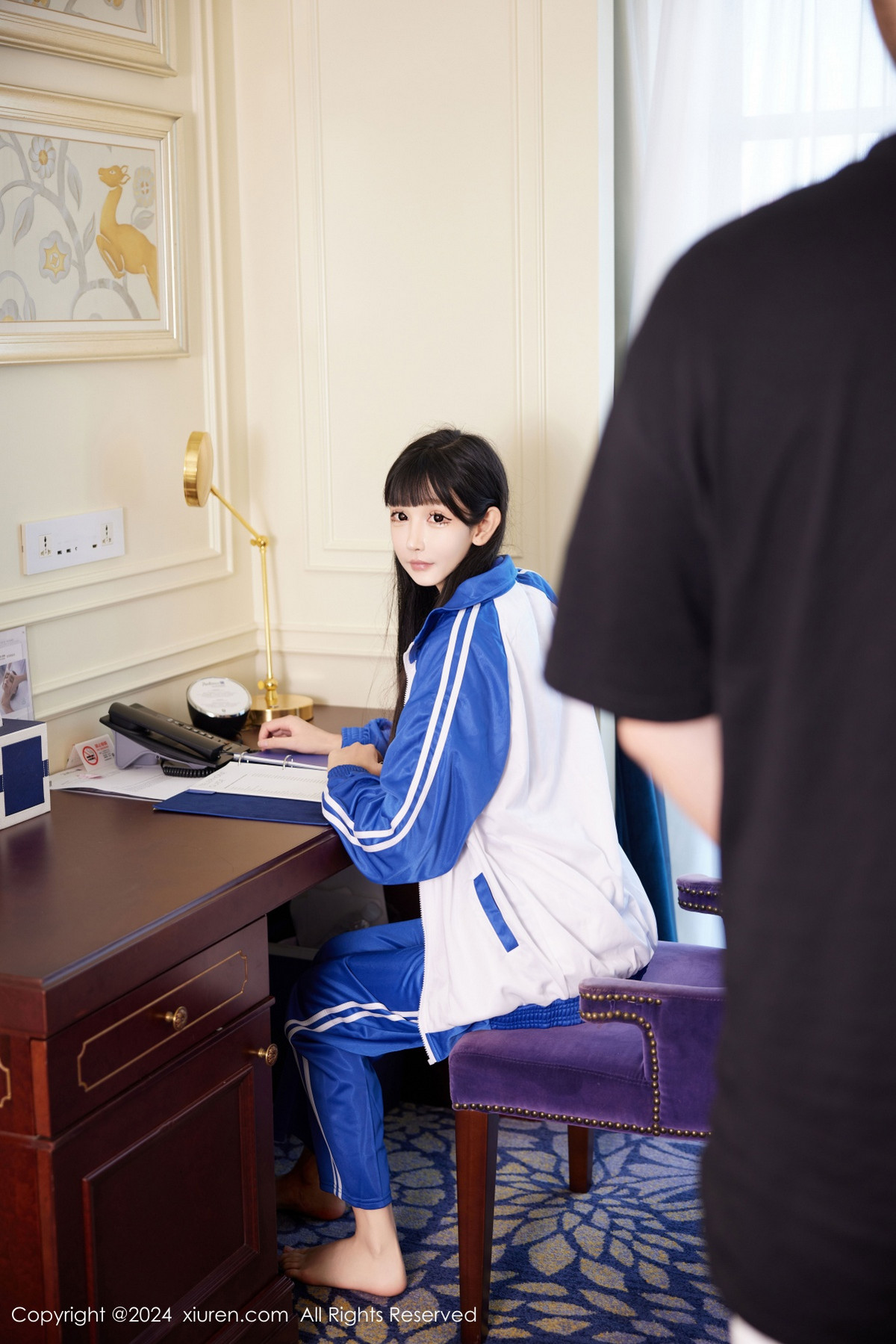 [秀人网] 2024.08.12 No.9000 智恩baby 美臀性感  第1张