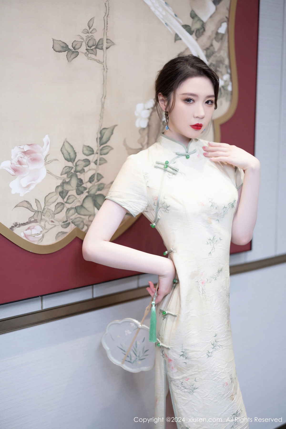 [秀人网] 2024.05.07 No.8497 梦心玥 丝袜美腿  第13张