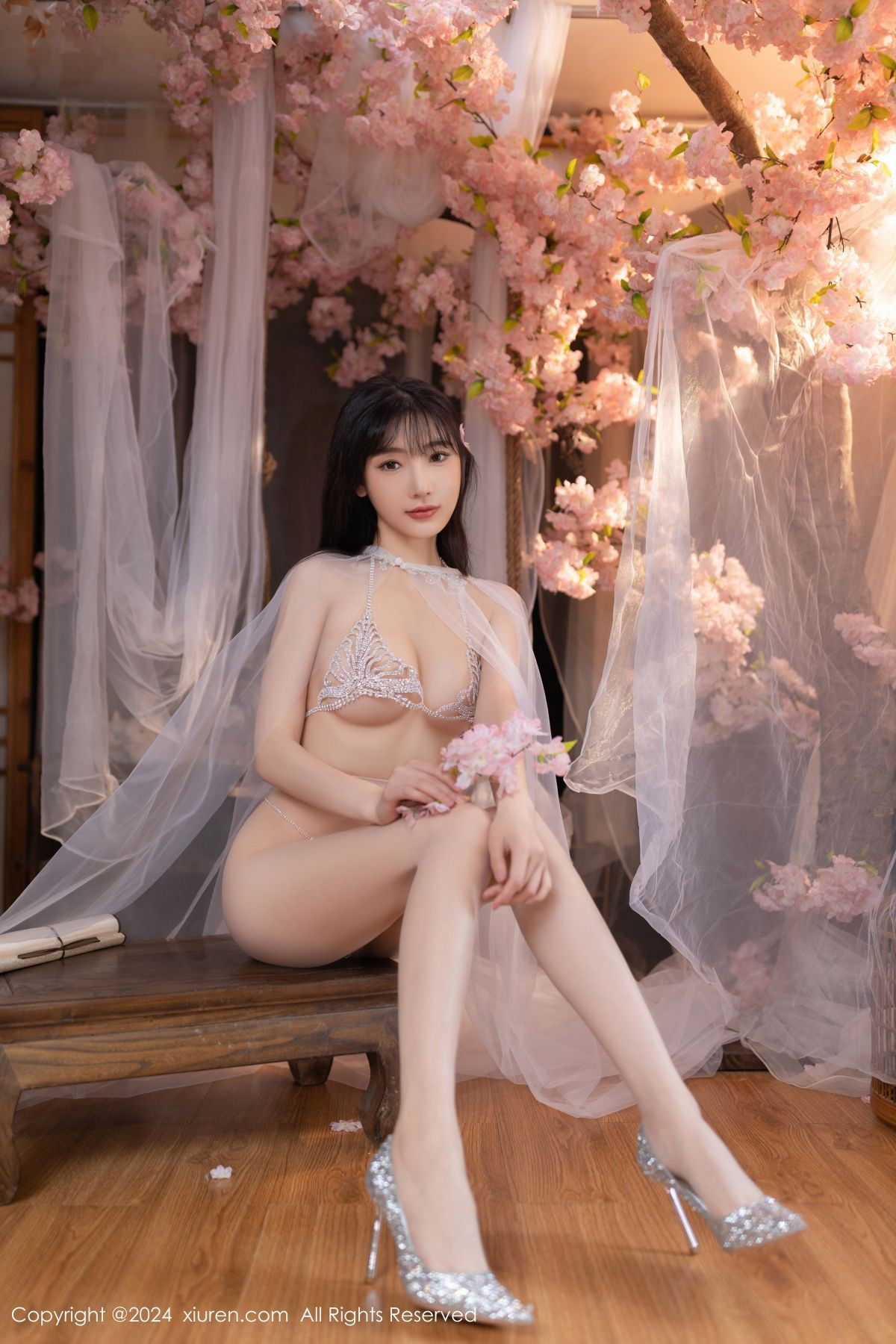 [秀人网] 2024.07.04 No.8807 陆萱萱 性感美腿  第42张