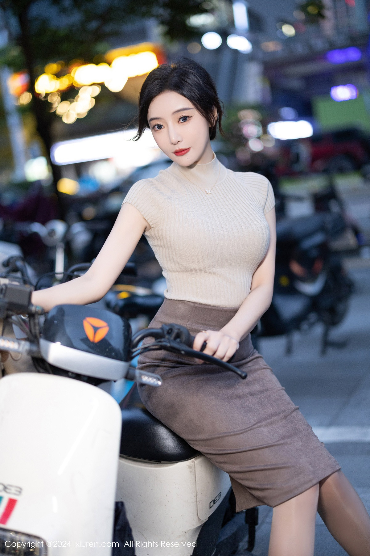 [秀人网] 2024.06.21 No.8741 王馨瑶yanni 丝袜美腿  第7张