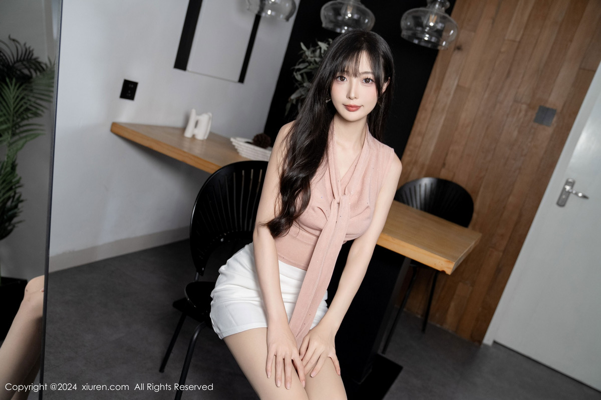 [秀人网] 2024.08.07 No.8980 林星阑 丝袜美腿  第16张