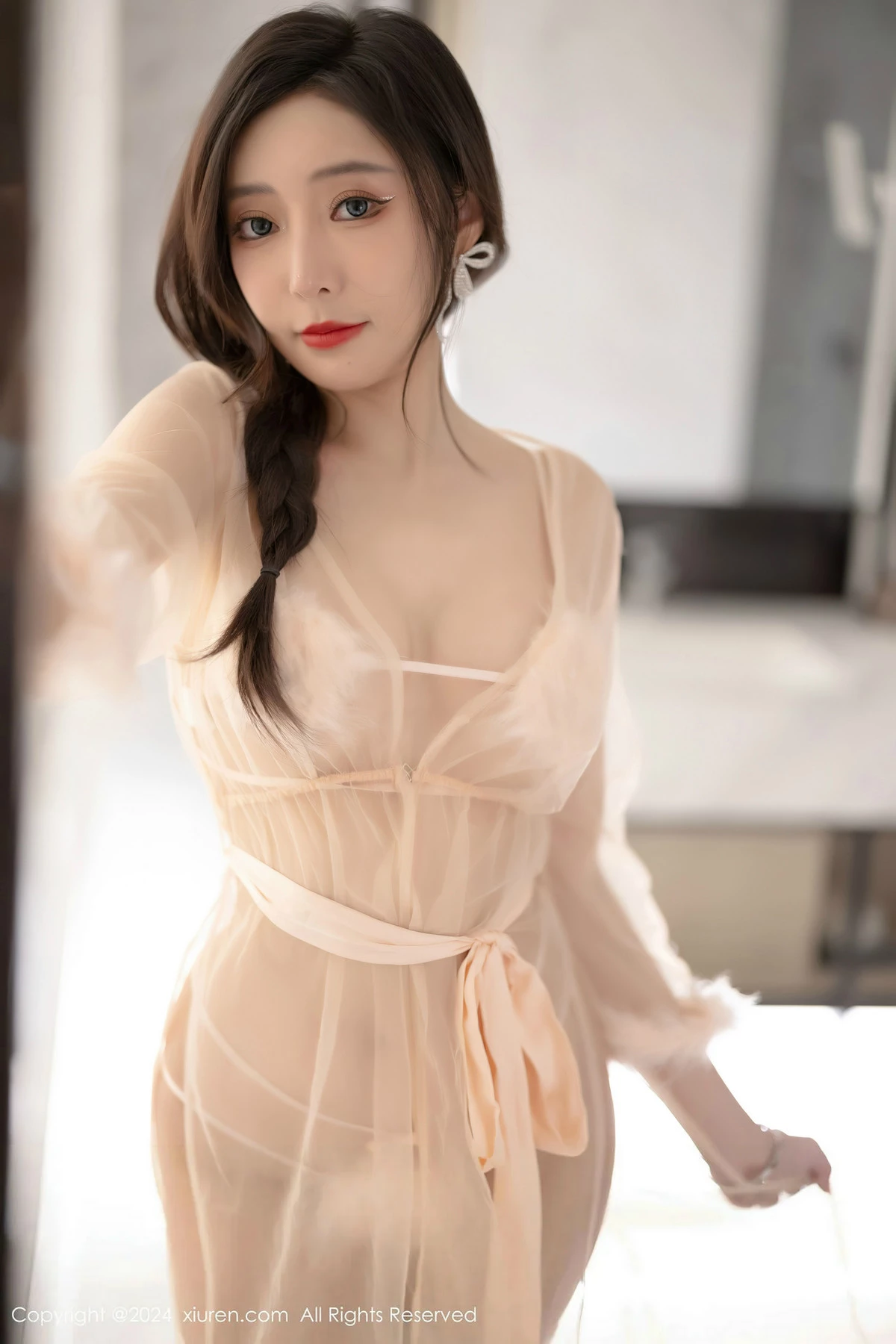 [秀人网] 2024.04.11 No.8378 王馨瑶yanni 丝袜美腿  第36张
