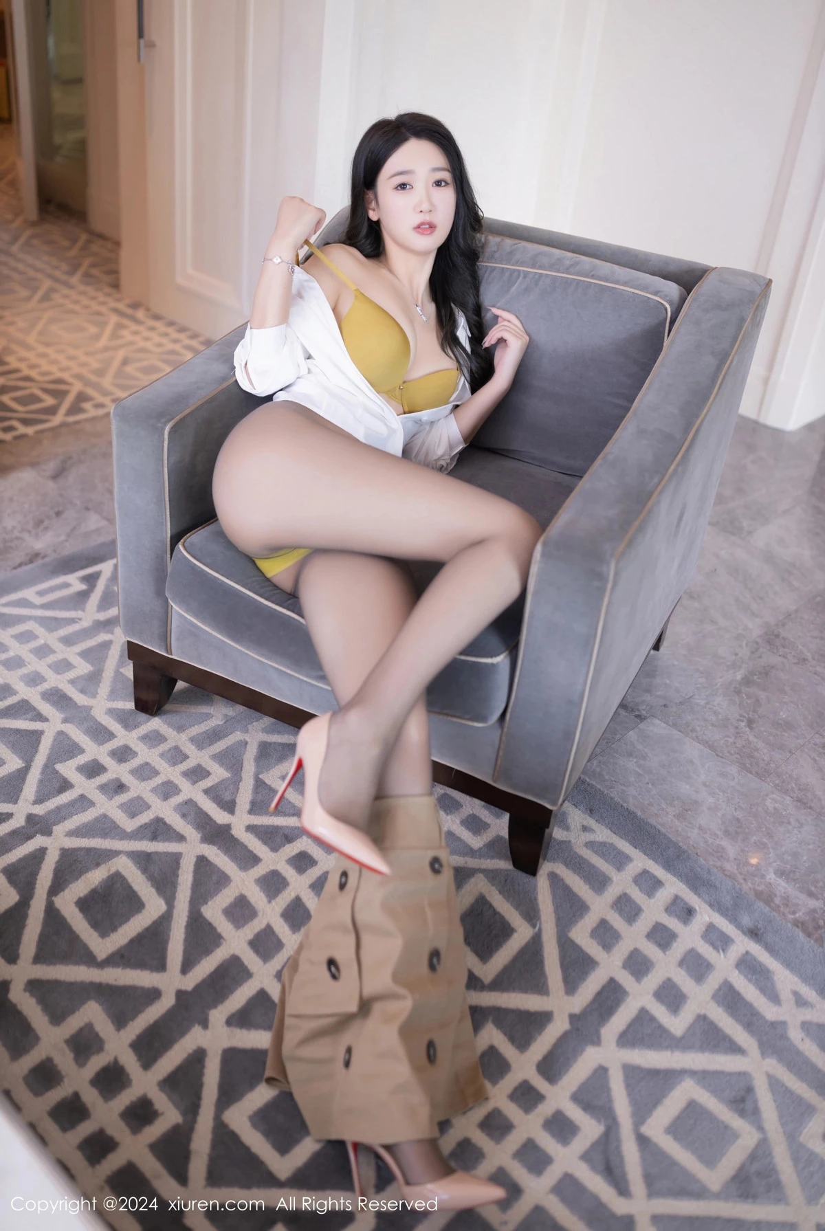 [秀人网] 2024.05.20 No.8571 唐安琪 黑丝美腿  第19张