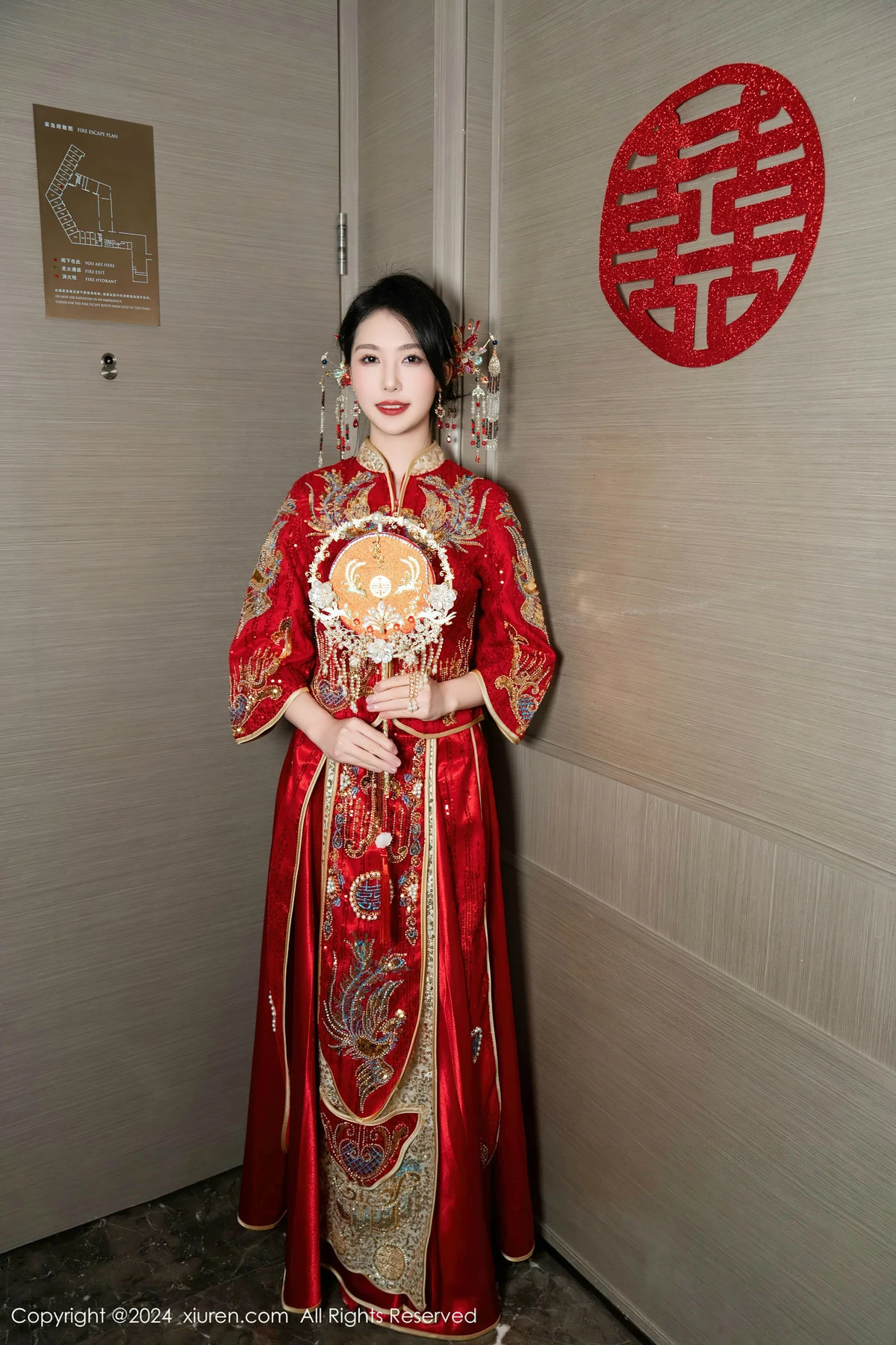 [秀人网] 2024.04.11 No.8376 利世 美腿丝袜  第10张