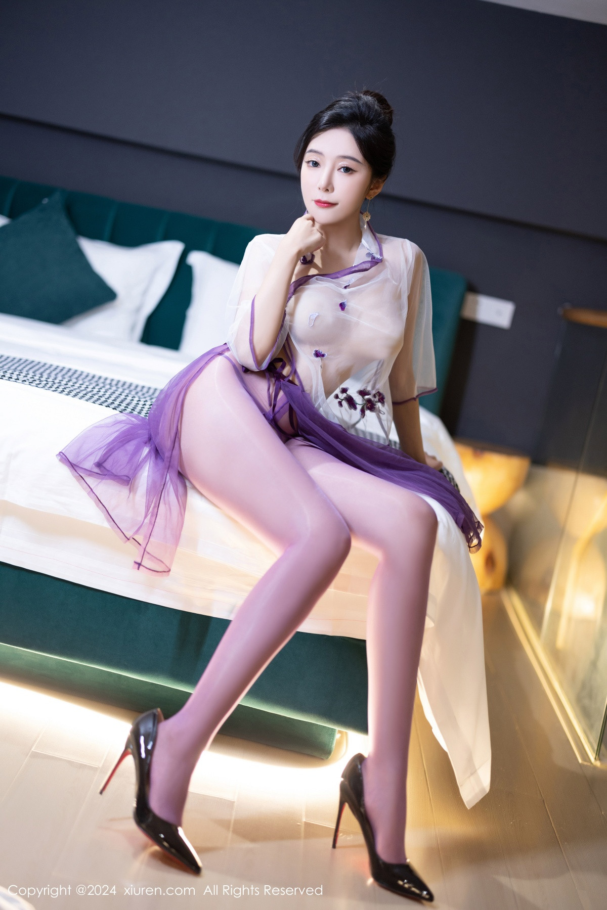 [秀人网] 2024.06.13 No.8698 王馨瑶yanni 丝袜美腿  第68张