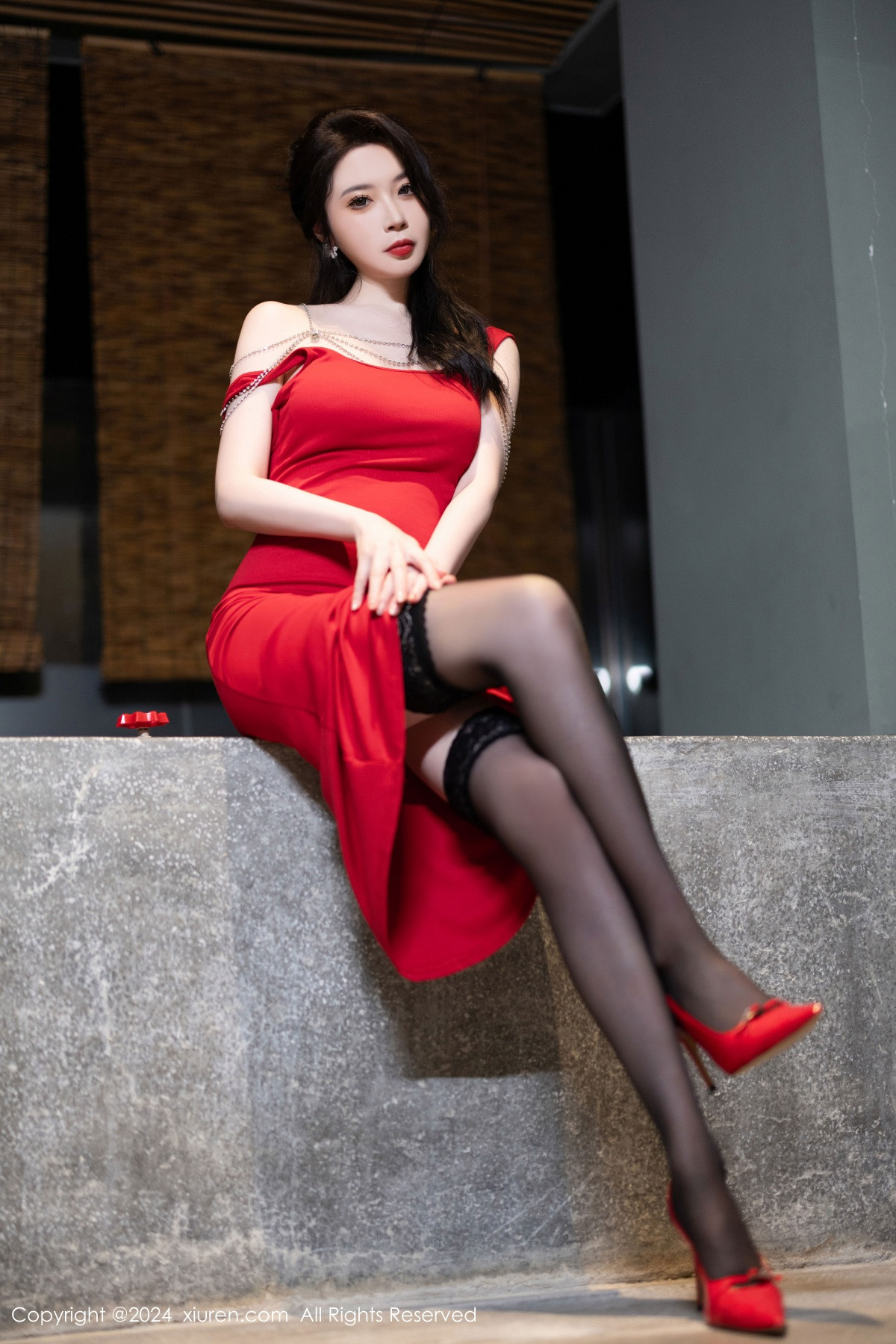 [秀人网] 2024.10.15 No.9291 梦心玥 黑丝美腿  第9张