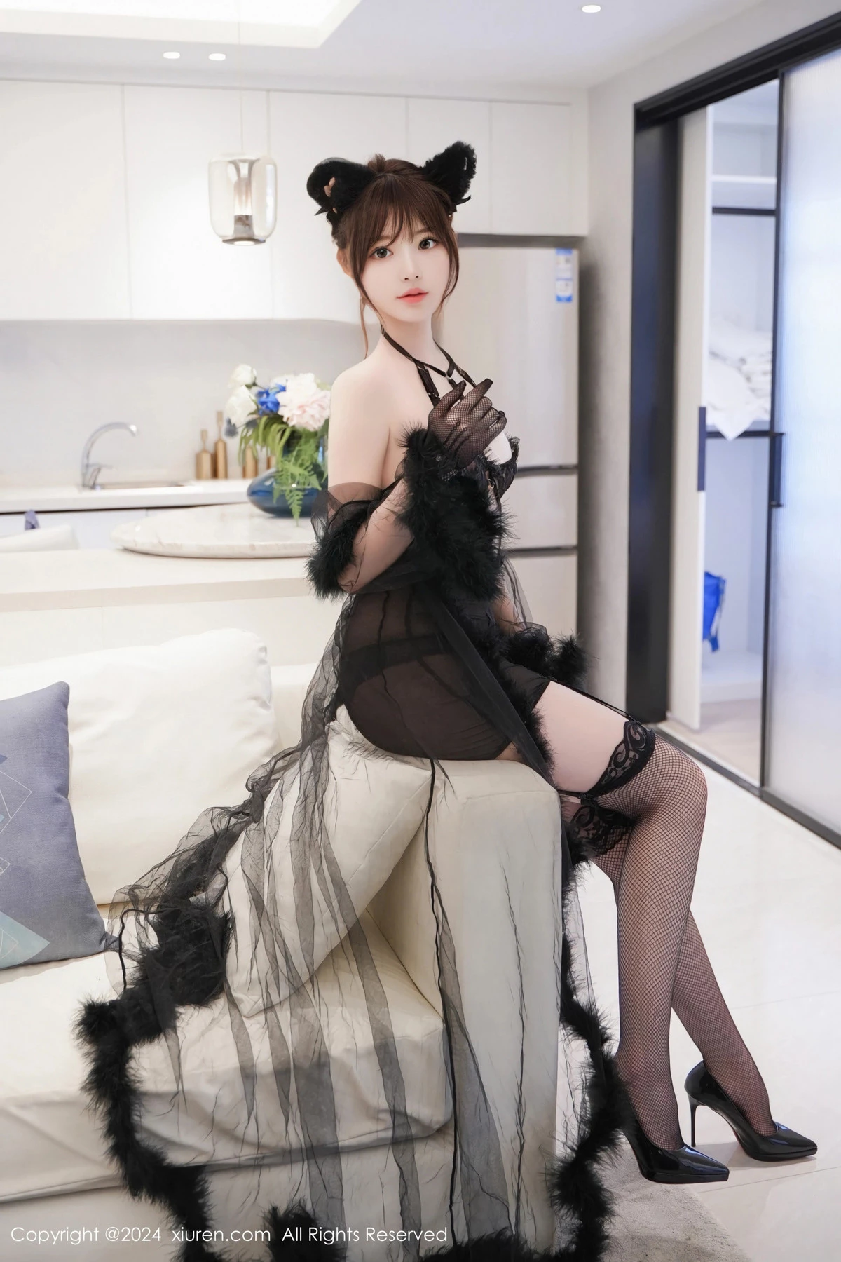 [秀人网] 2024.03.27 No.8297 梦灵儿Mini 黑丝性感  第18张