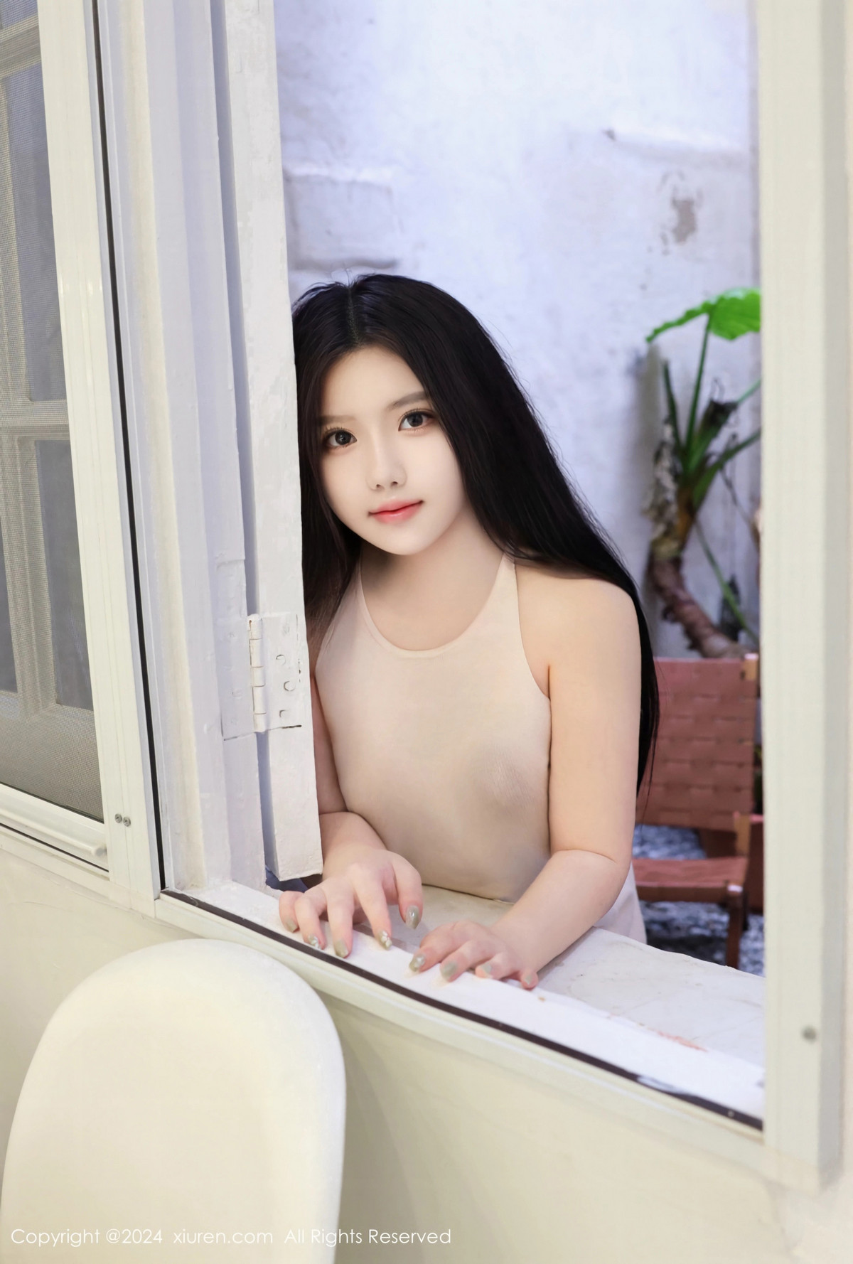 [秀人网] 2024.04.30 No.8483 小薯条nienie 丝袜美臀  第25张