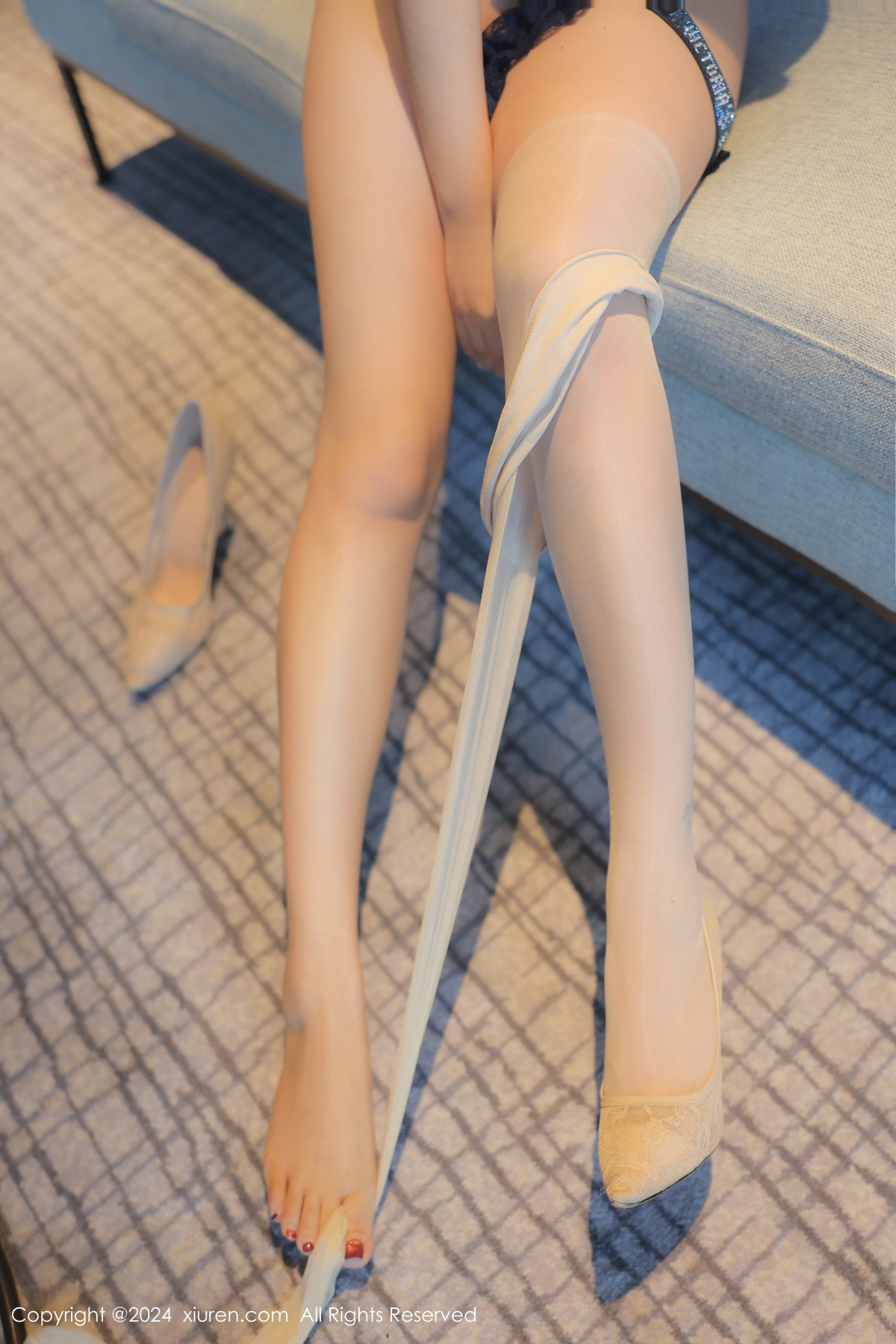 [秀人网] 2024.08.09 No.8989 麦田 丝袜美腿  第64张