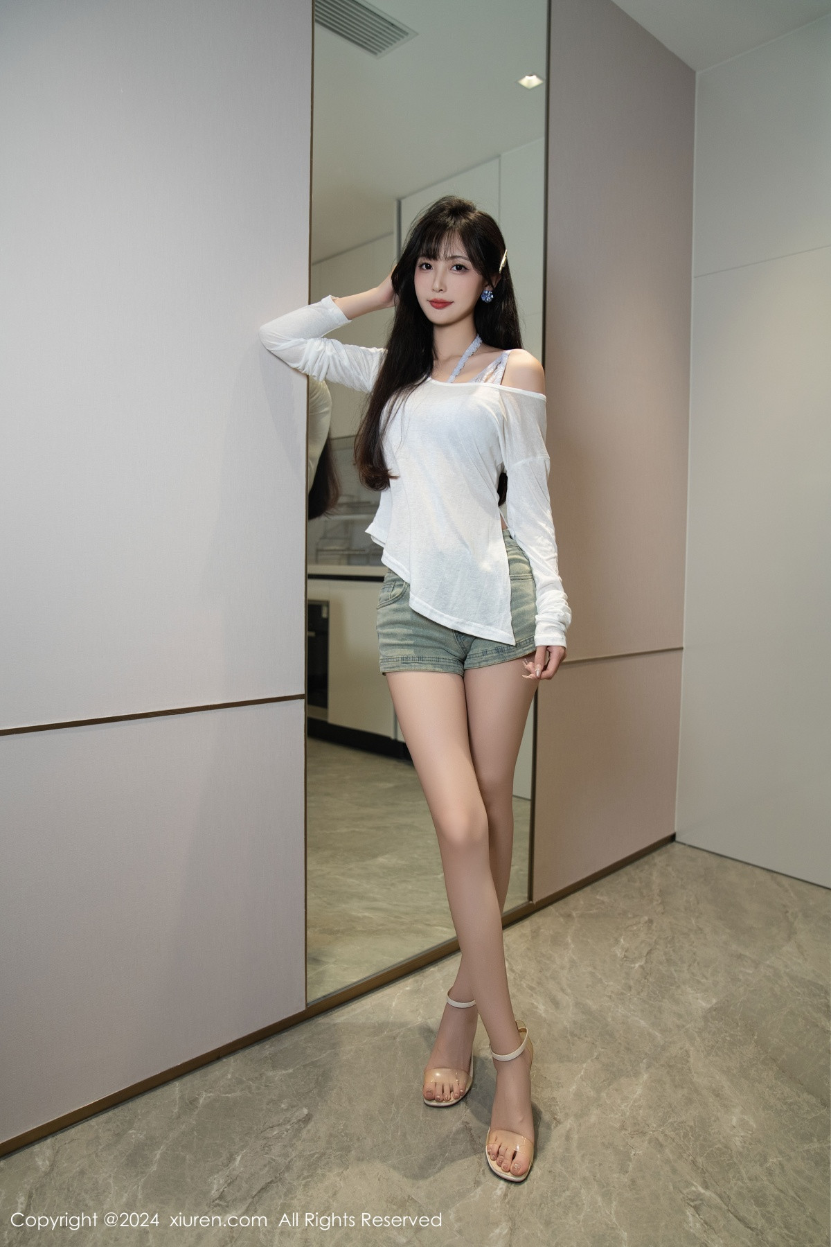 [秀人网] 2024.09.26 No.9215 林星阑 美腿性感  第8张