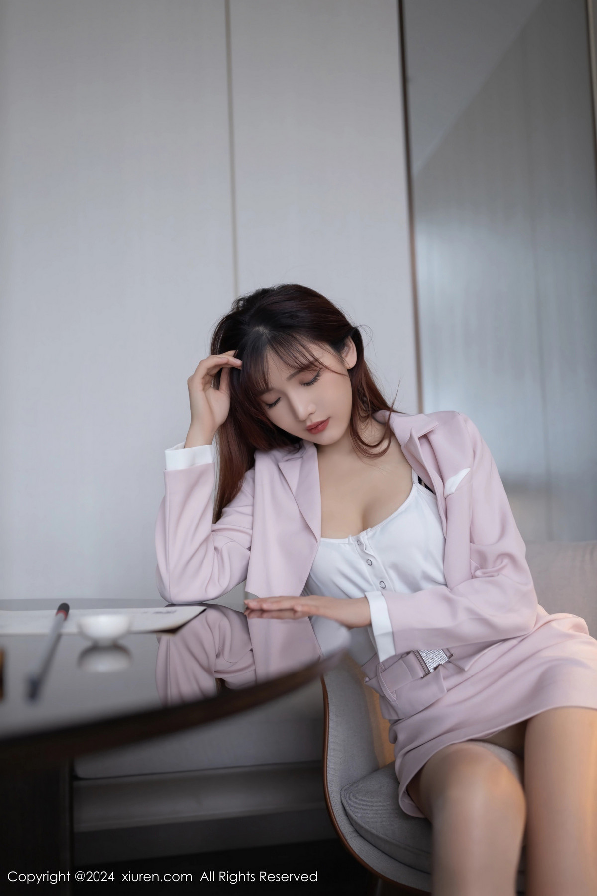 [秀人网] 2024.04.30 No.8485 唐安琪 丝袜美腿  第8张