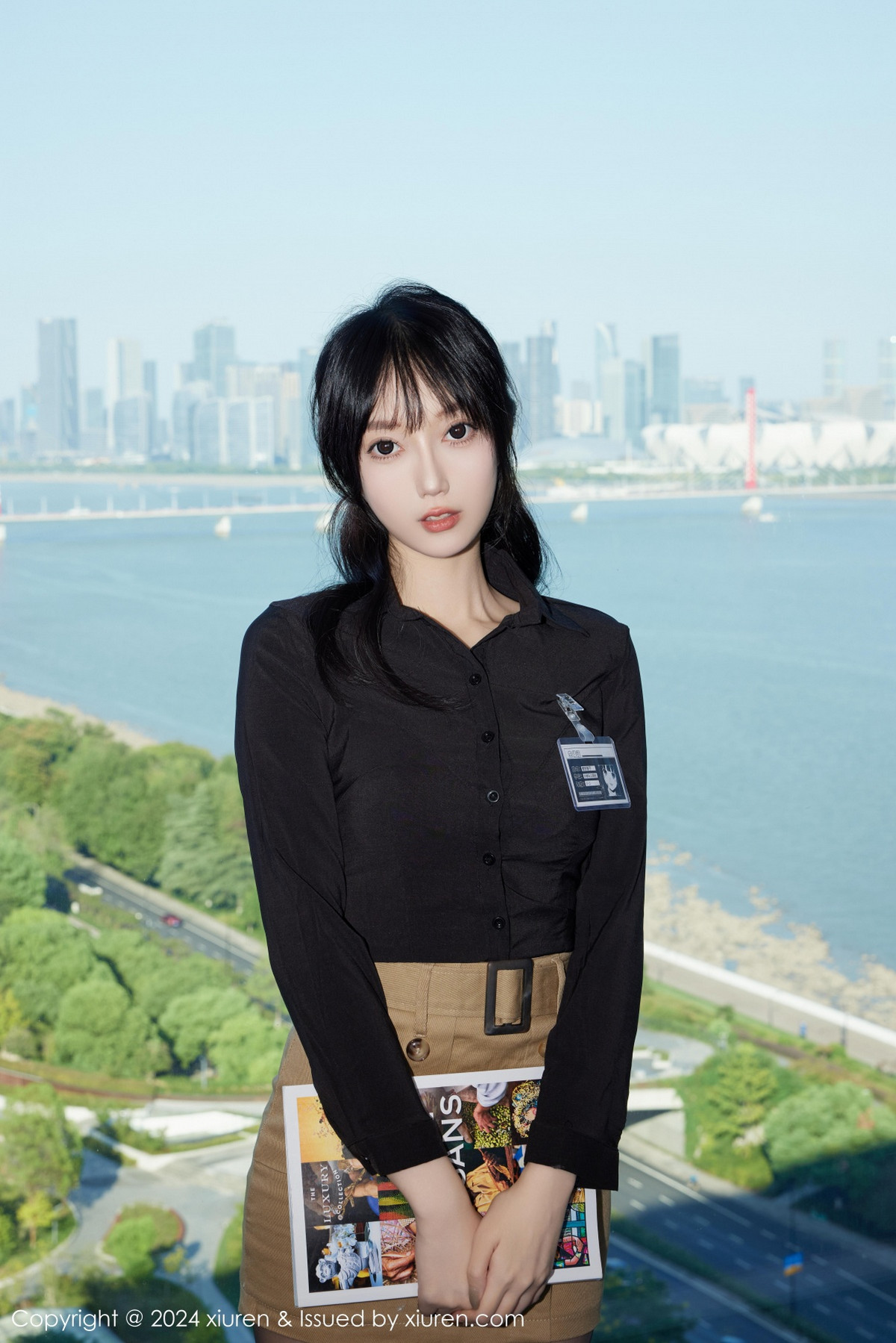 [秀人网] 2024.10.18 No.9309 玥儿玥er 短裙黑丝  第3张